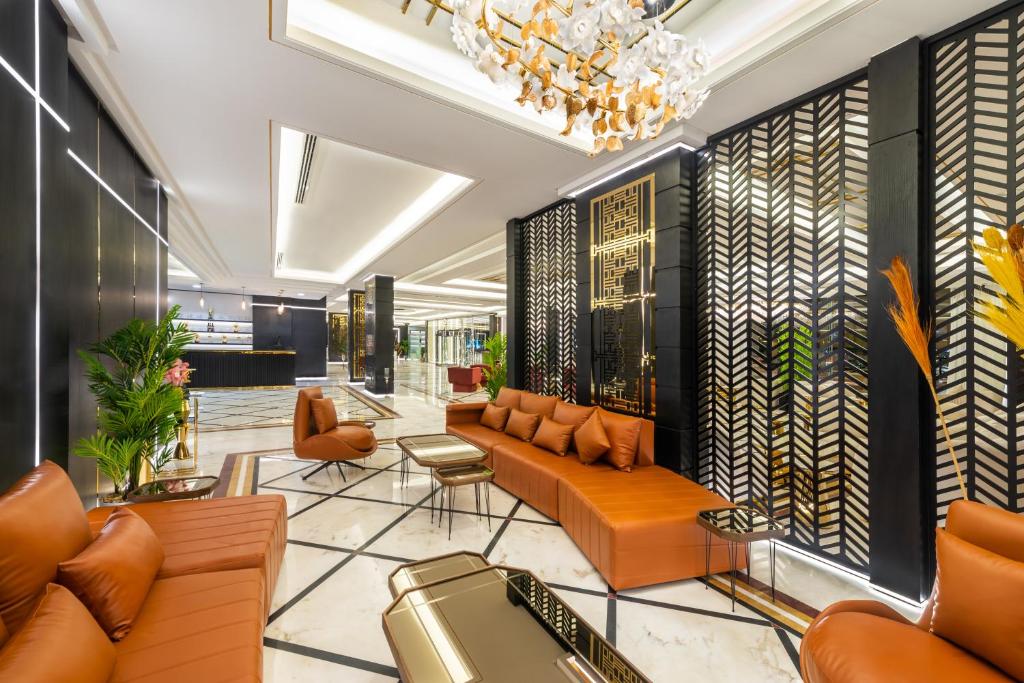 Ross Hotel