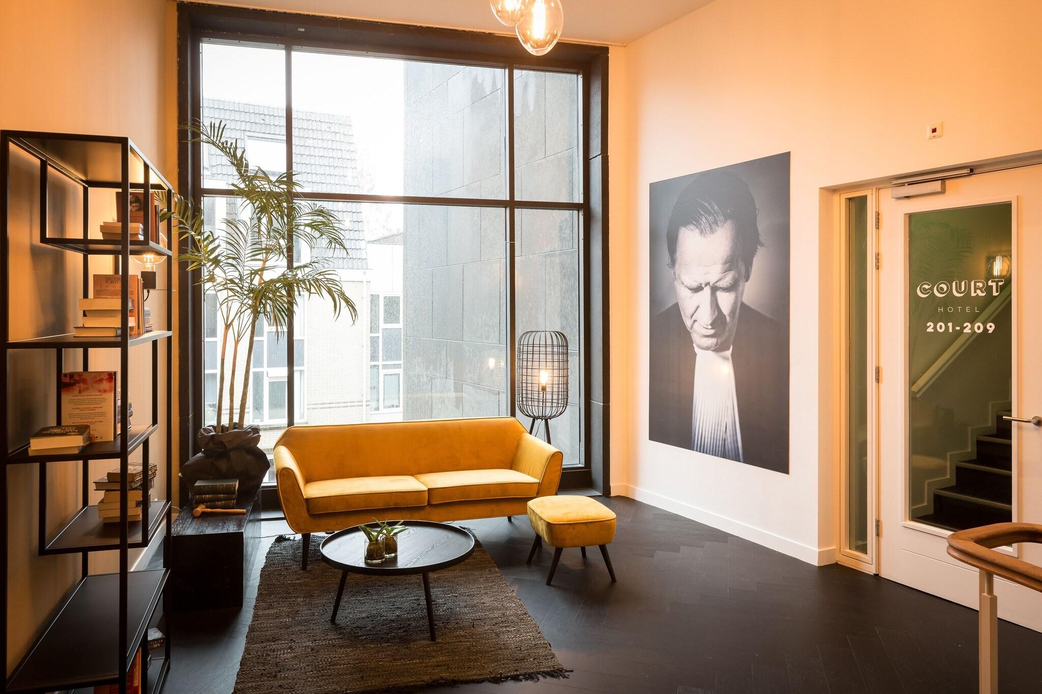 Court Hotel City Center Utrecht by null