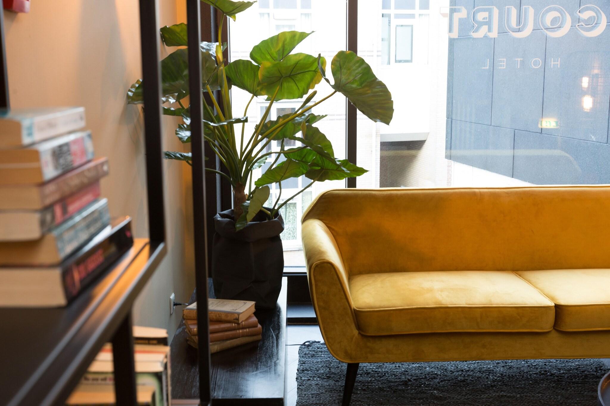 Court Hotel City Center Utrecht by null