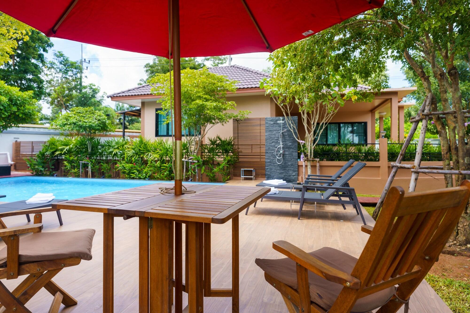 Baan Nern Khao Resort