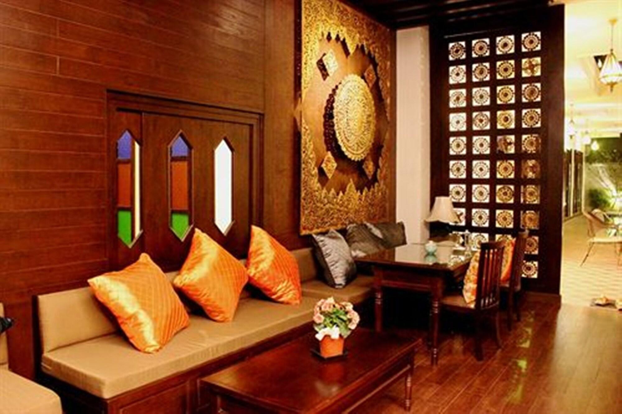 Baan Ratchiangsaen by null