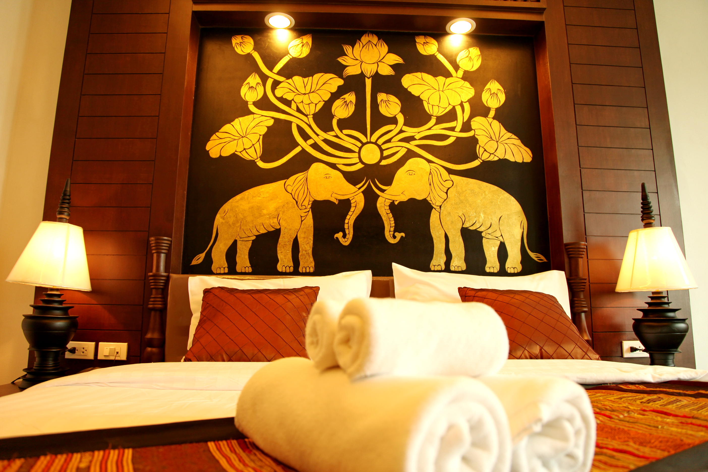 Baan Ratchiangsaen by null