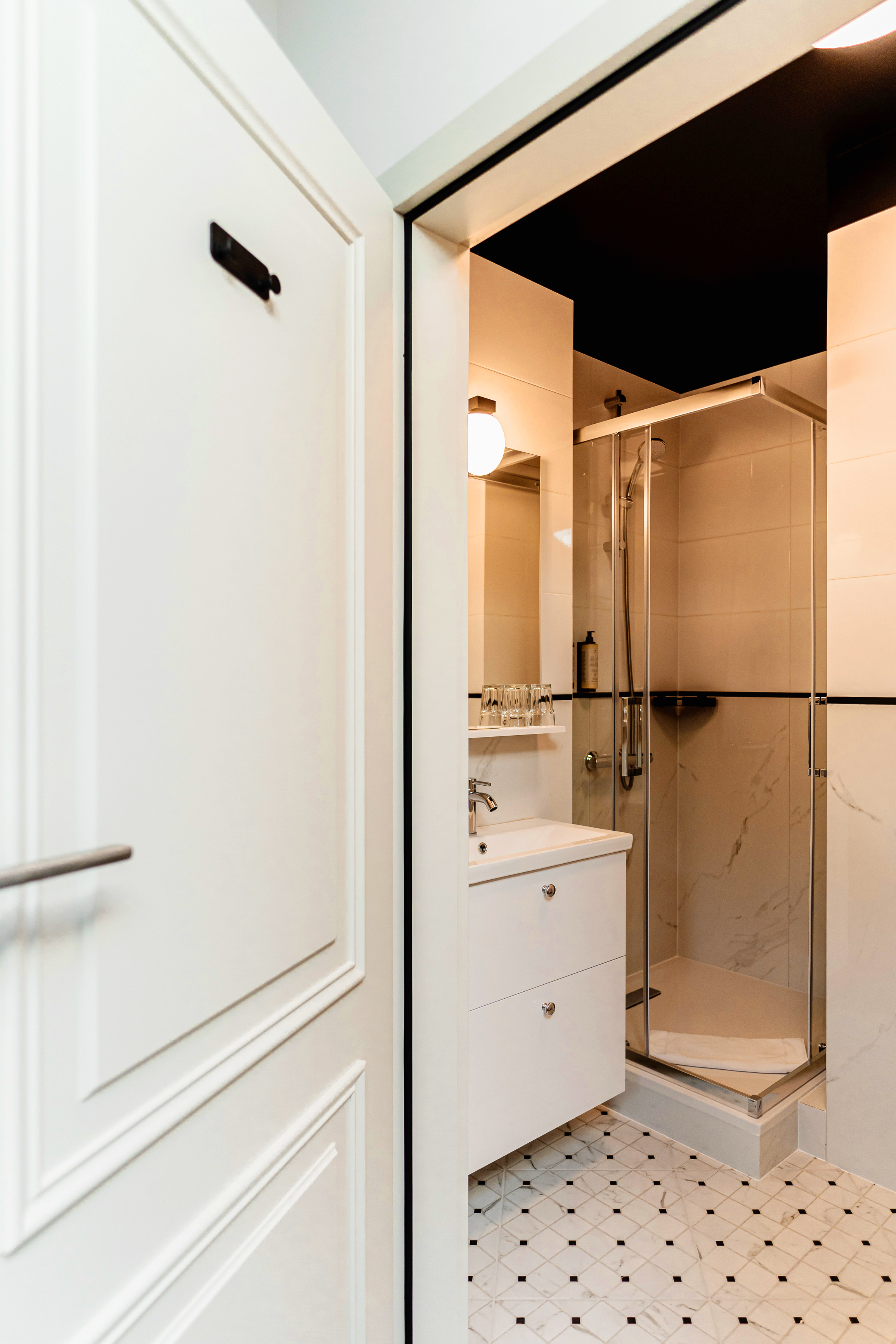 N33 Premium Apartments Old Town - Destigo Hotels