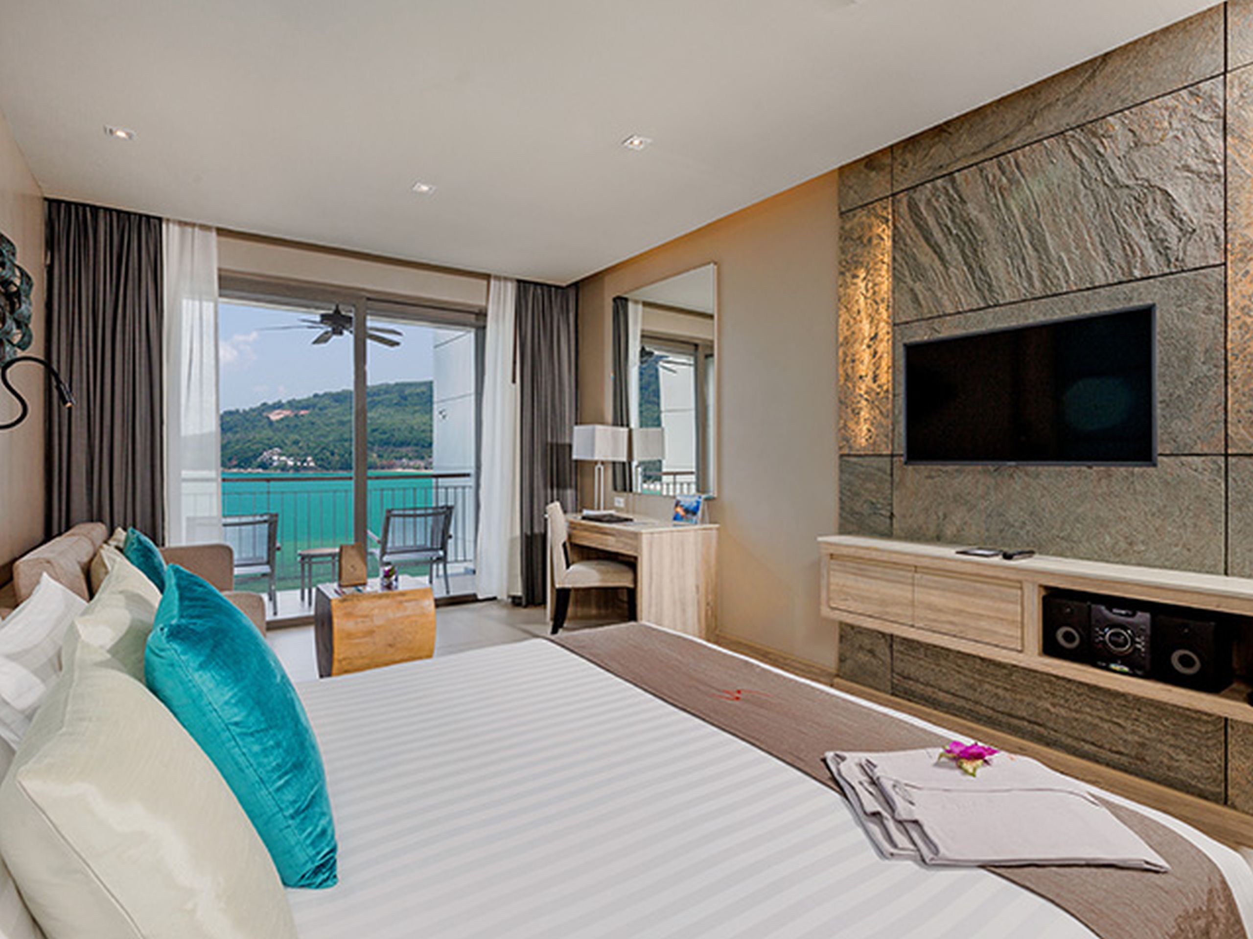 Cape Sienna Phuket Gourmet Hotel & Villas by null