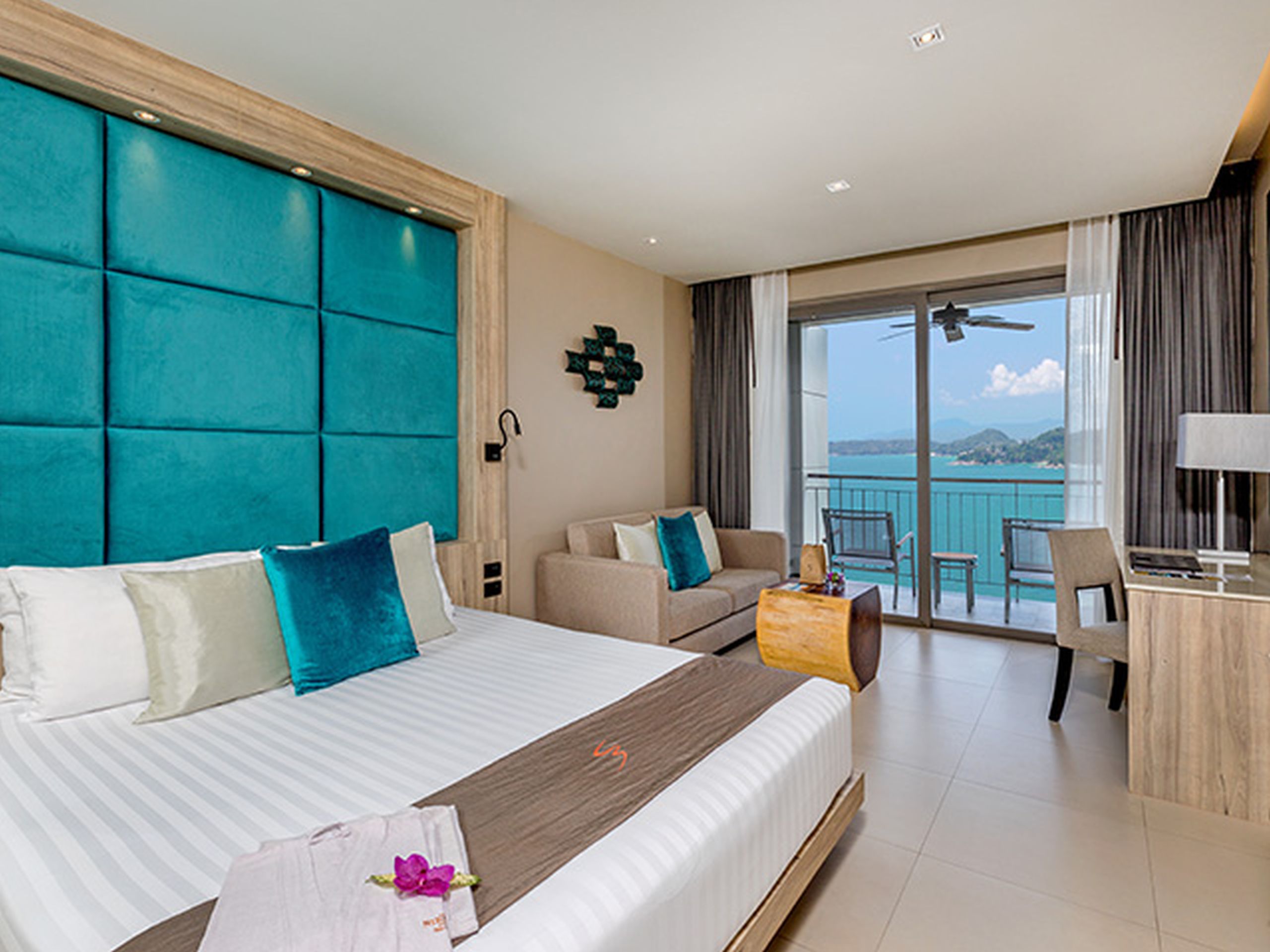 Cape Sienna Phuket Gourmet Hotel & Villas by null