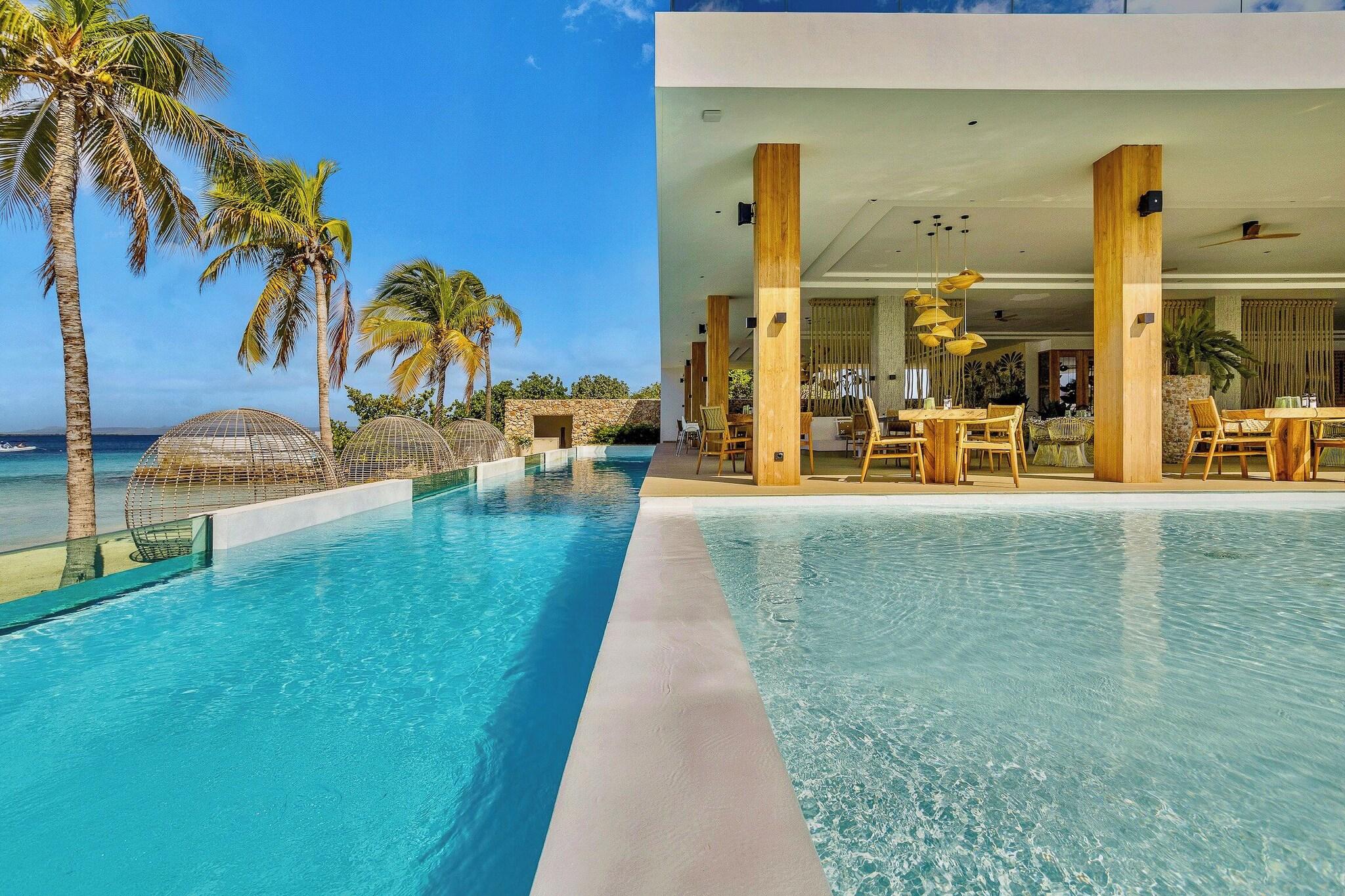Van der Valk Plaza Beach Resort Bonaire by null