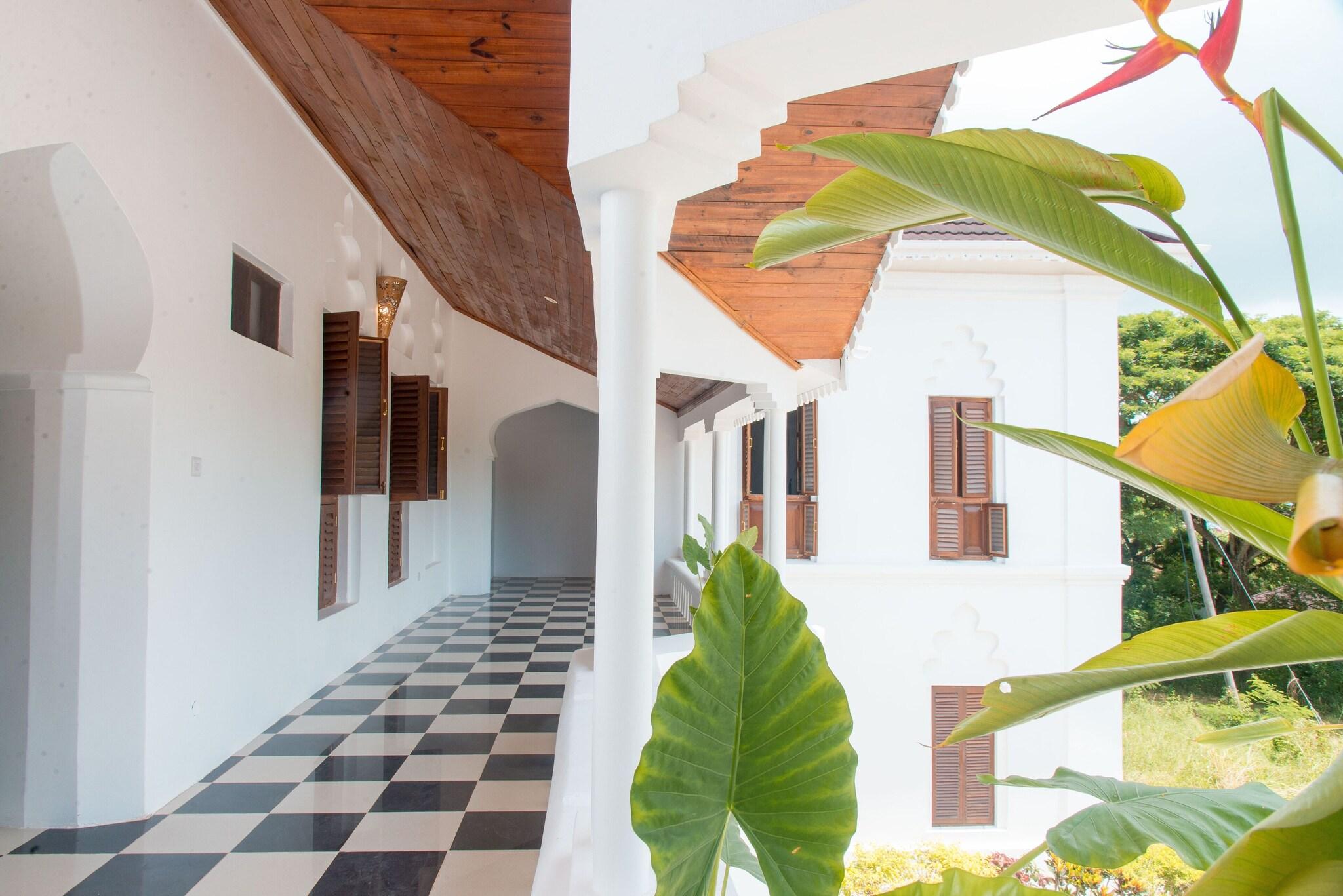 The Manor House By Sansi