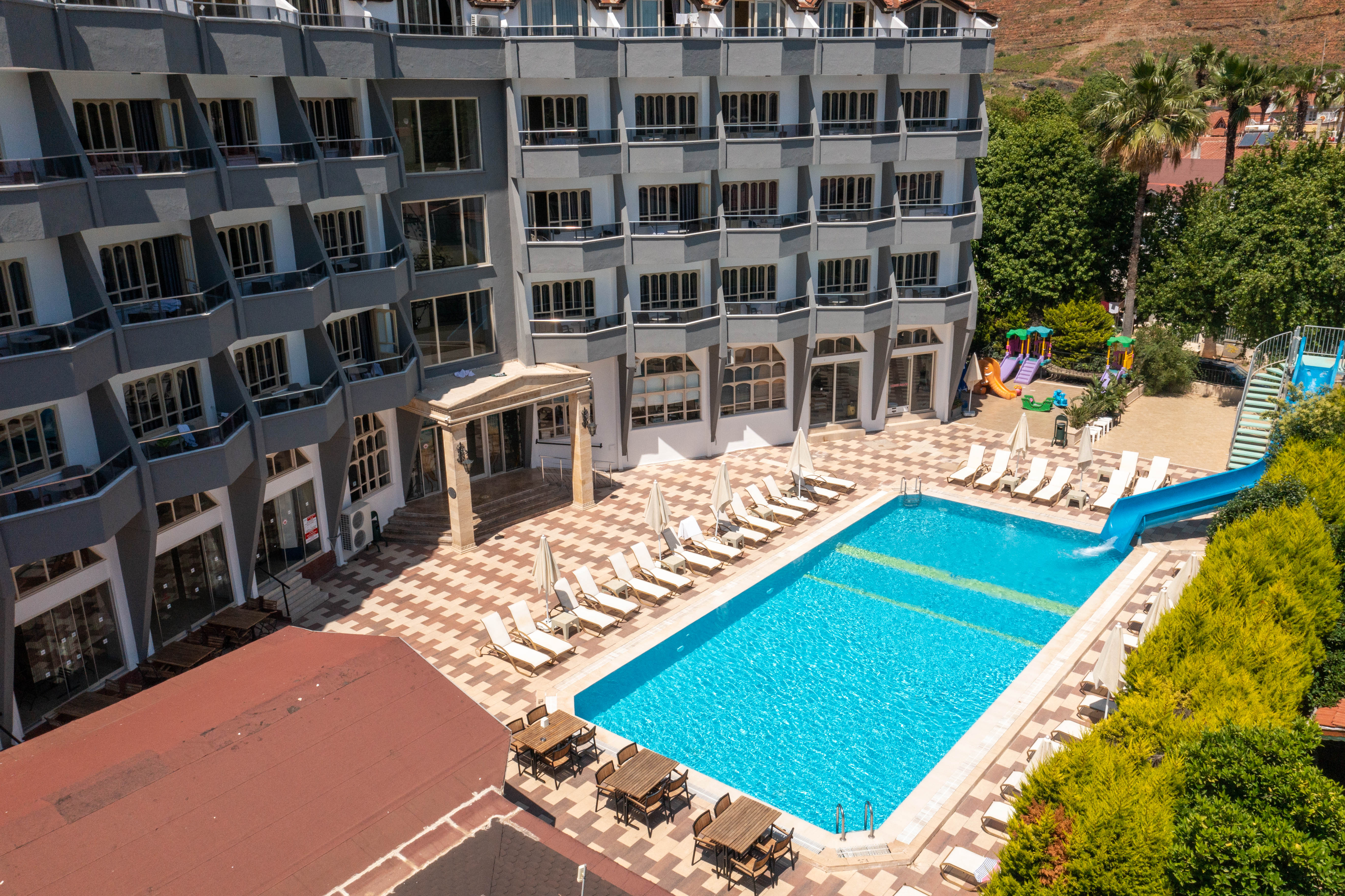 Selen Icmeler - Poză