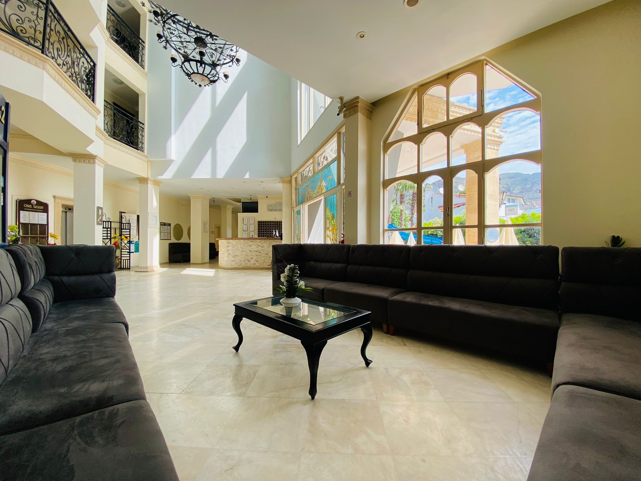 Selen Icmeler - Poză