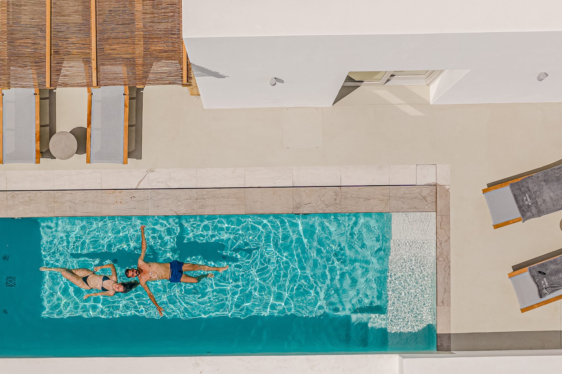 Amarelo Suites