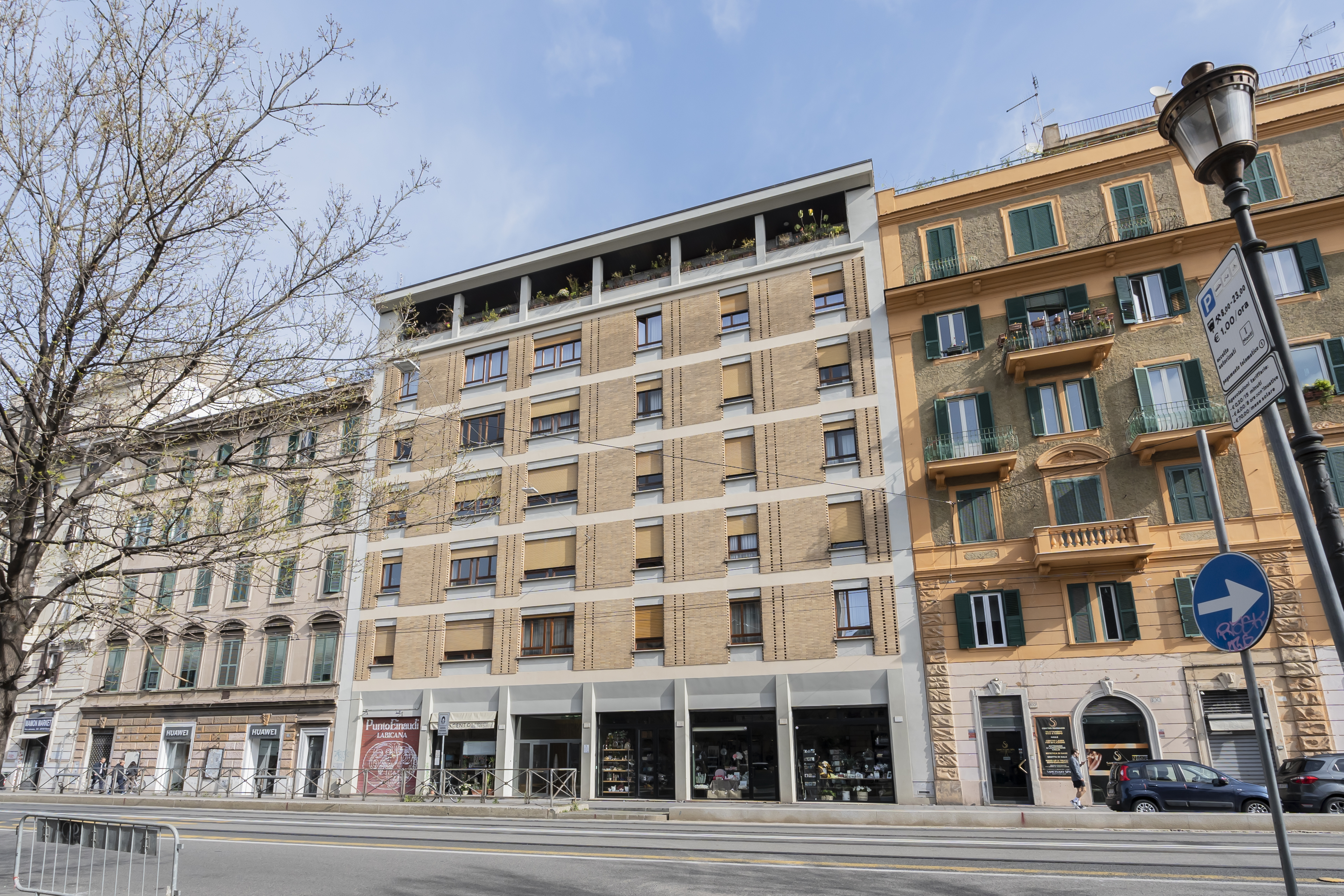 Be Mate Colosseo - Apartments image