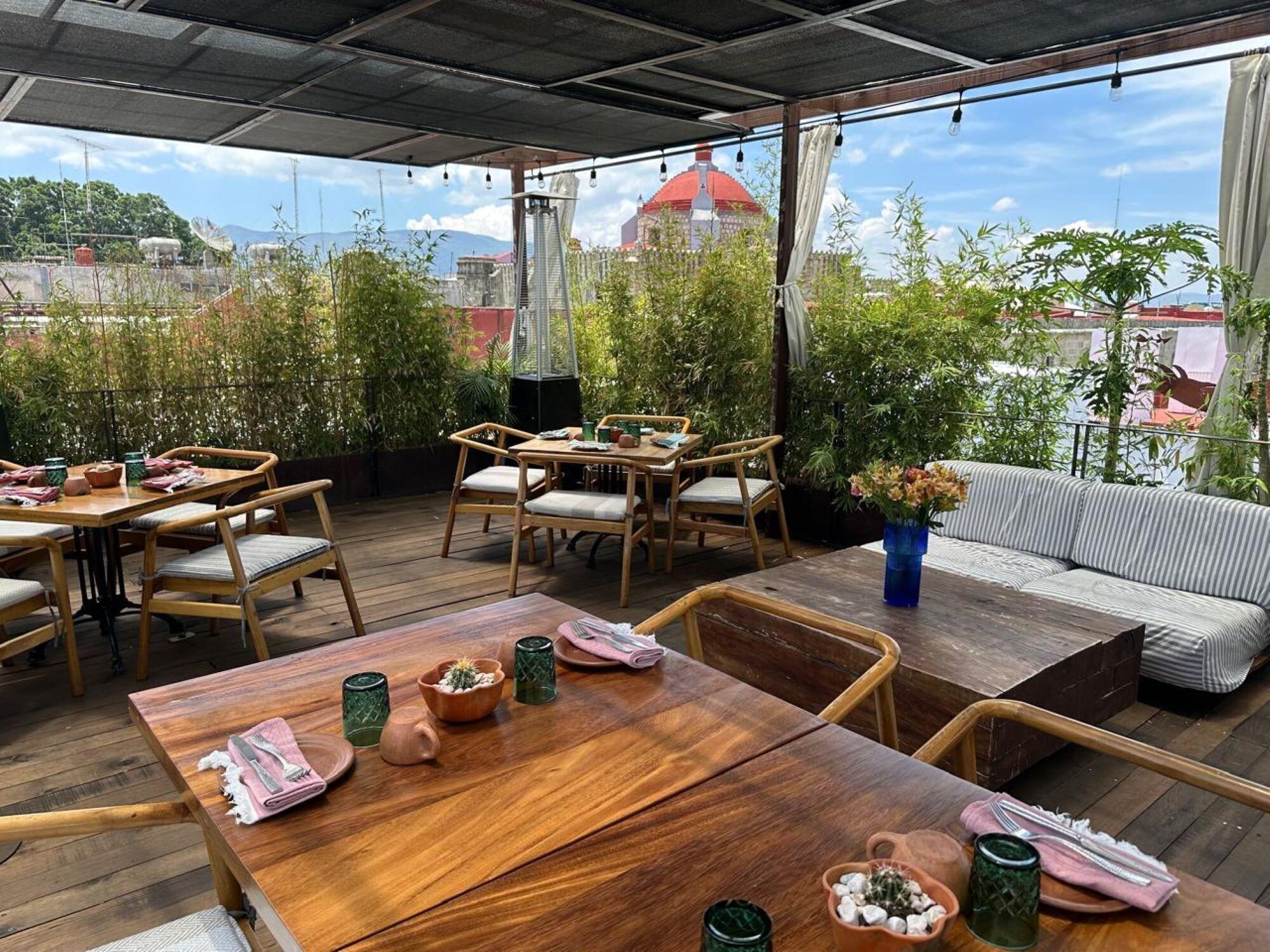 Hotel Sin Nombre by null