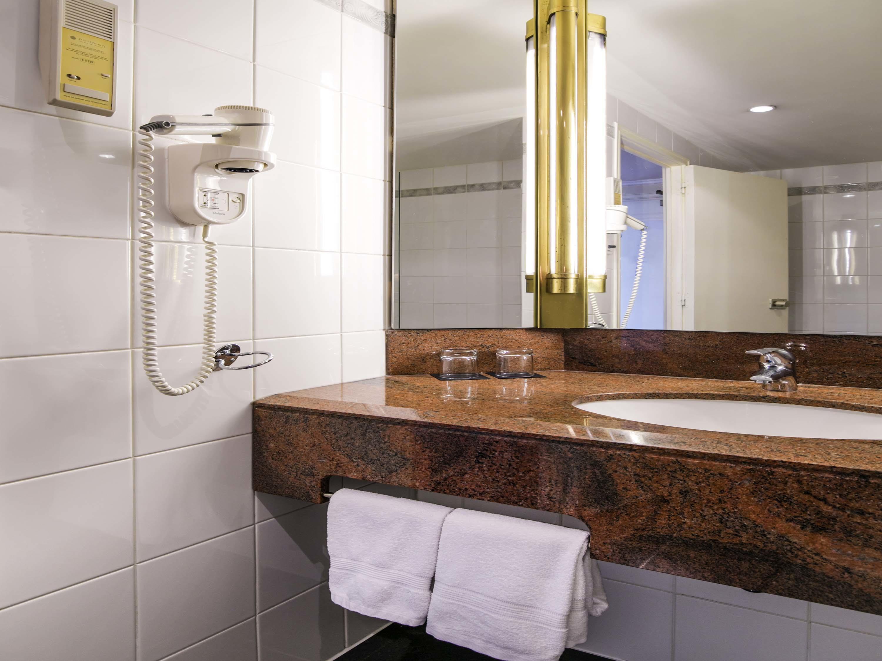 Pullman Bucharest World Trade Center by null