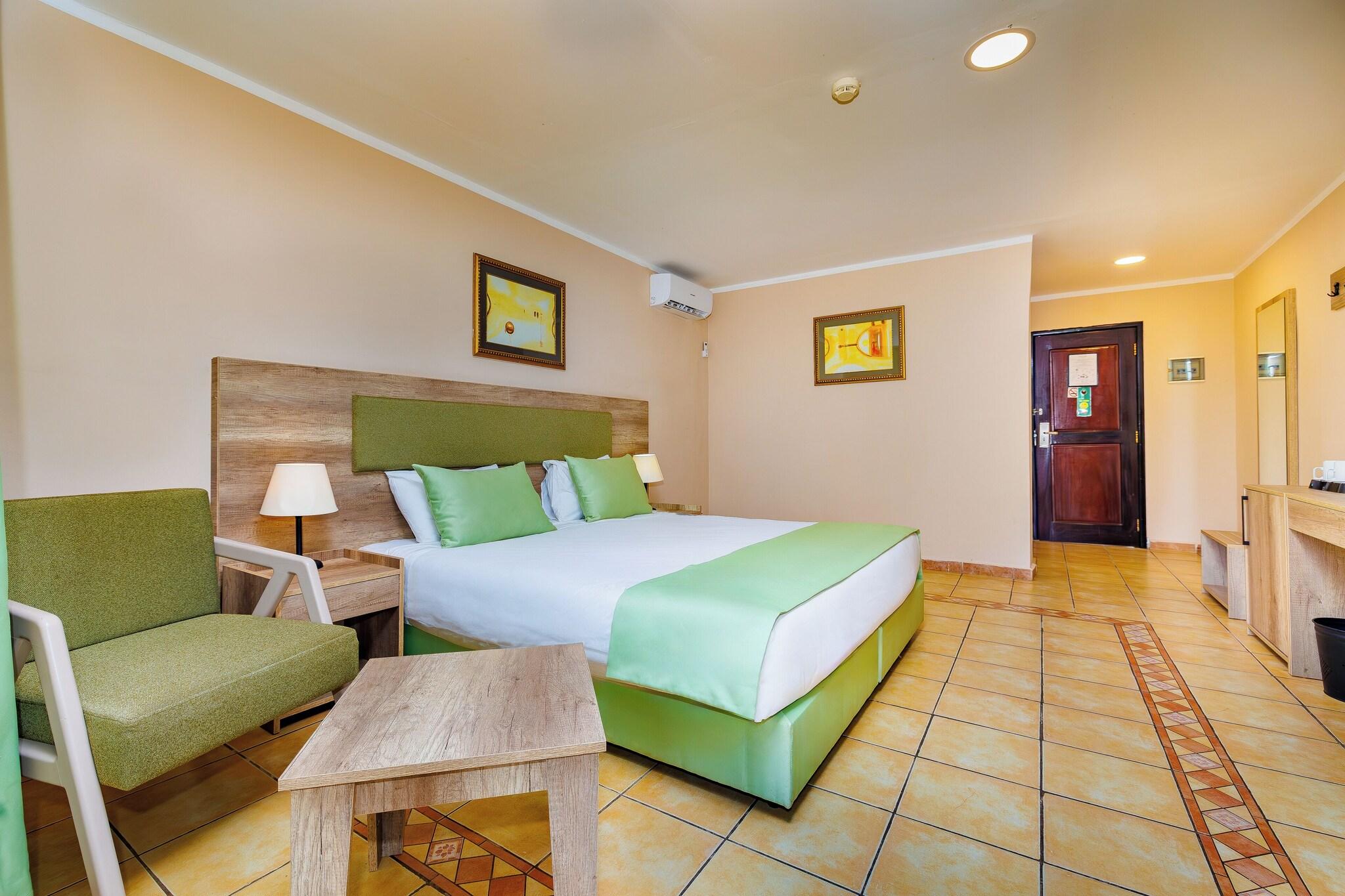 Ocean Bay Hotel & Resort