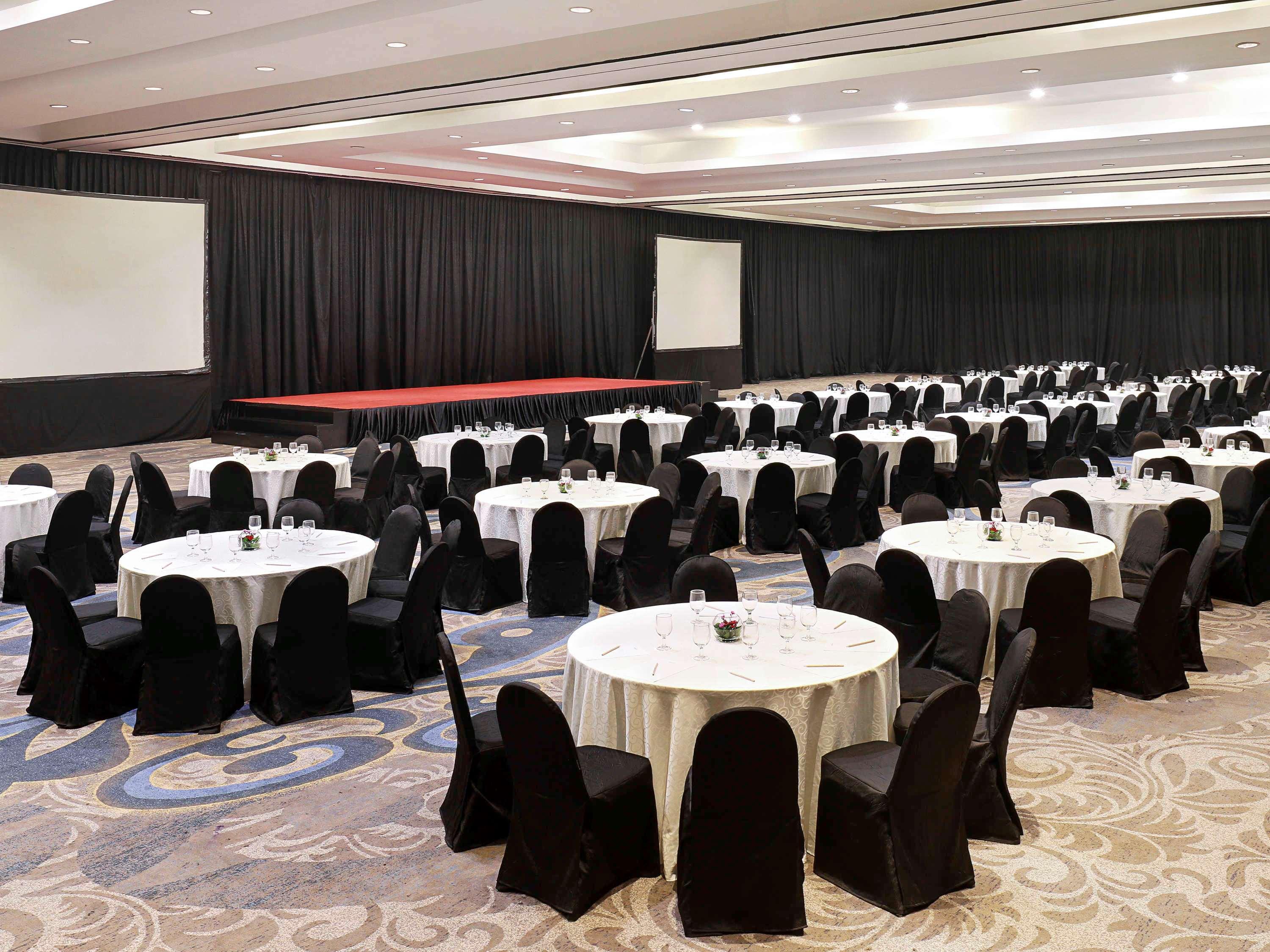 Mercure Convention Center Ancol by null