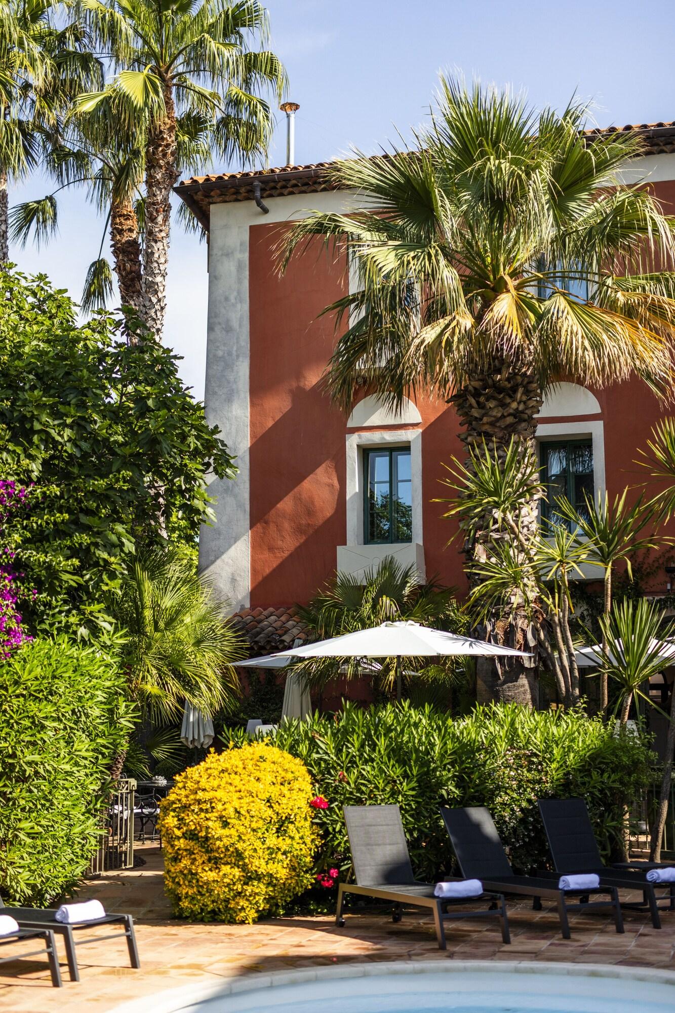 Hôtel Restaurant L'aréna Fréjus by null