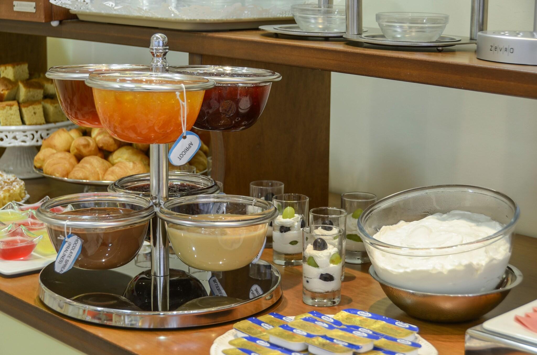 Kymata Hotel by null