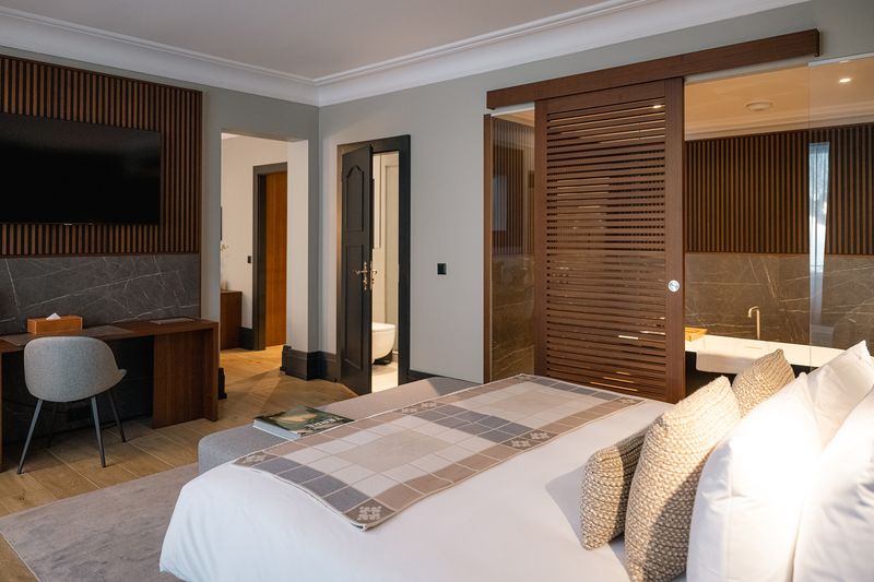 Villars Palace by null