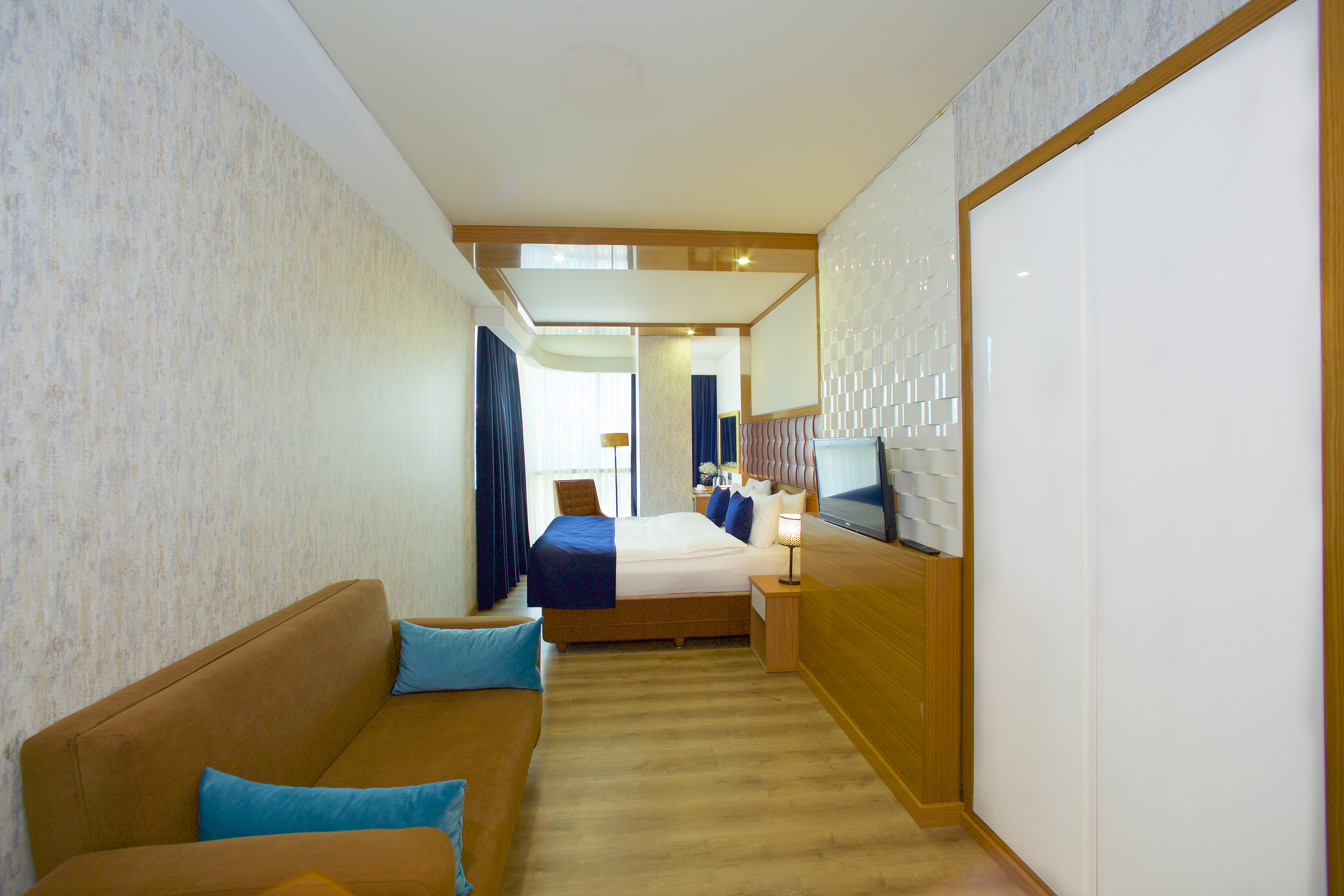 The Hera Platinum Hotel