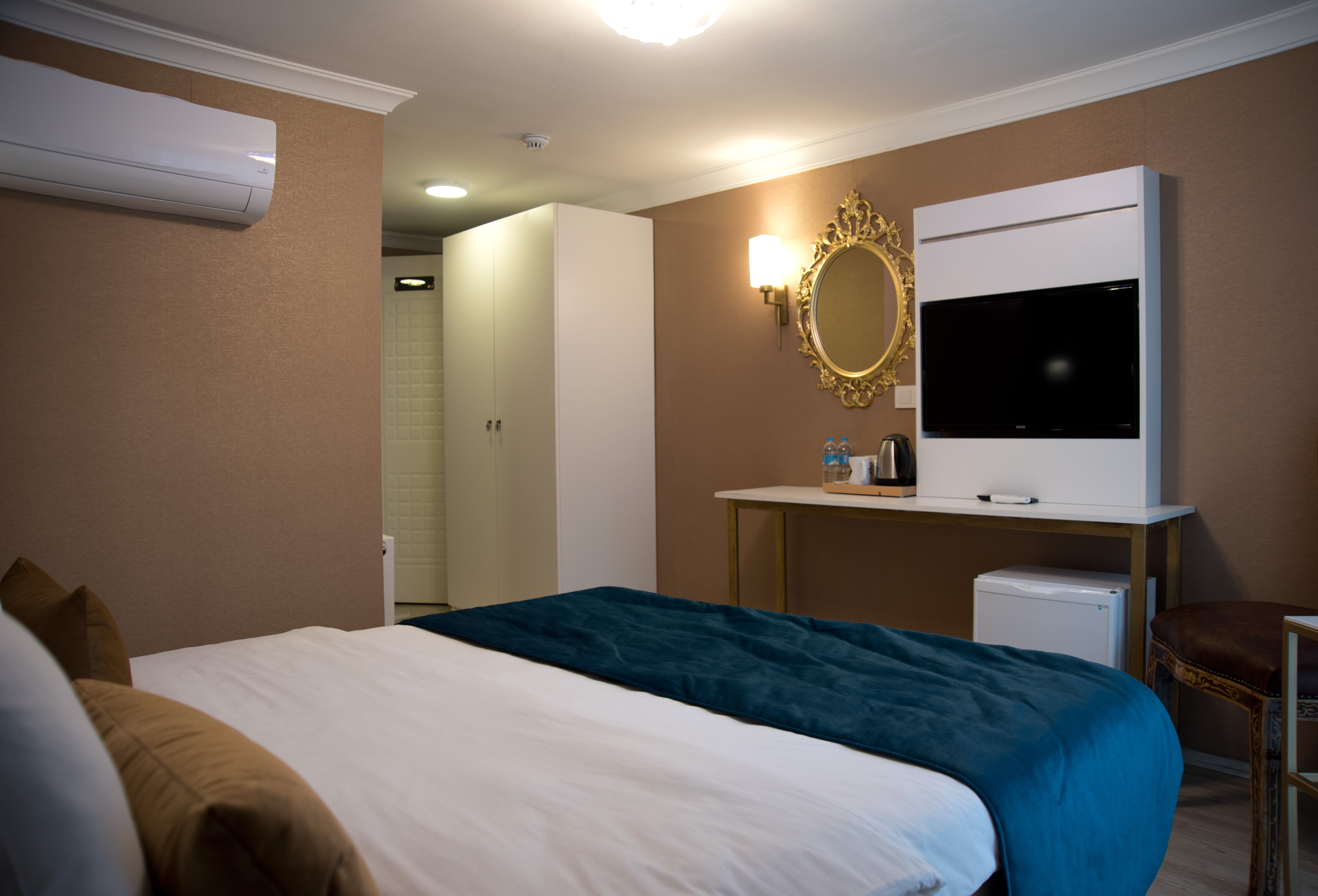 Single room, deluxe