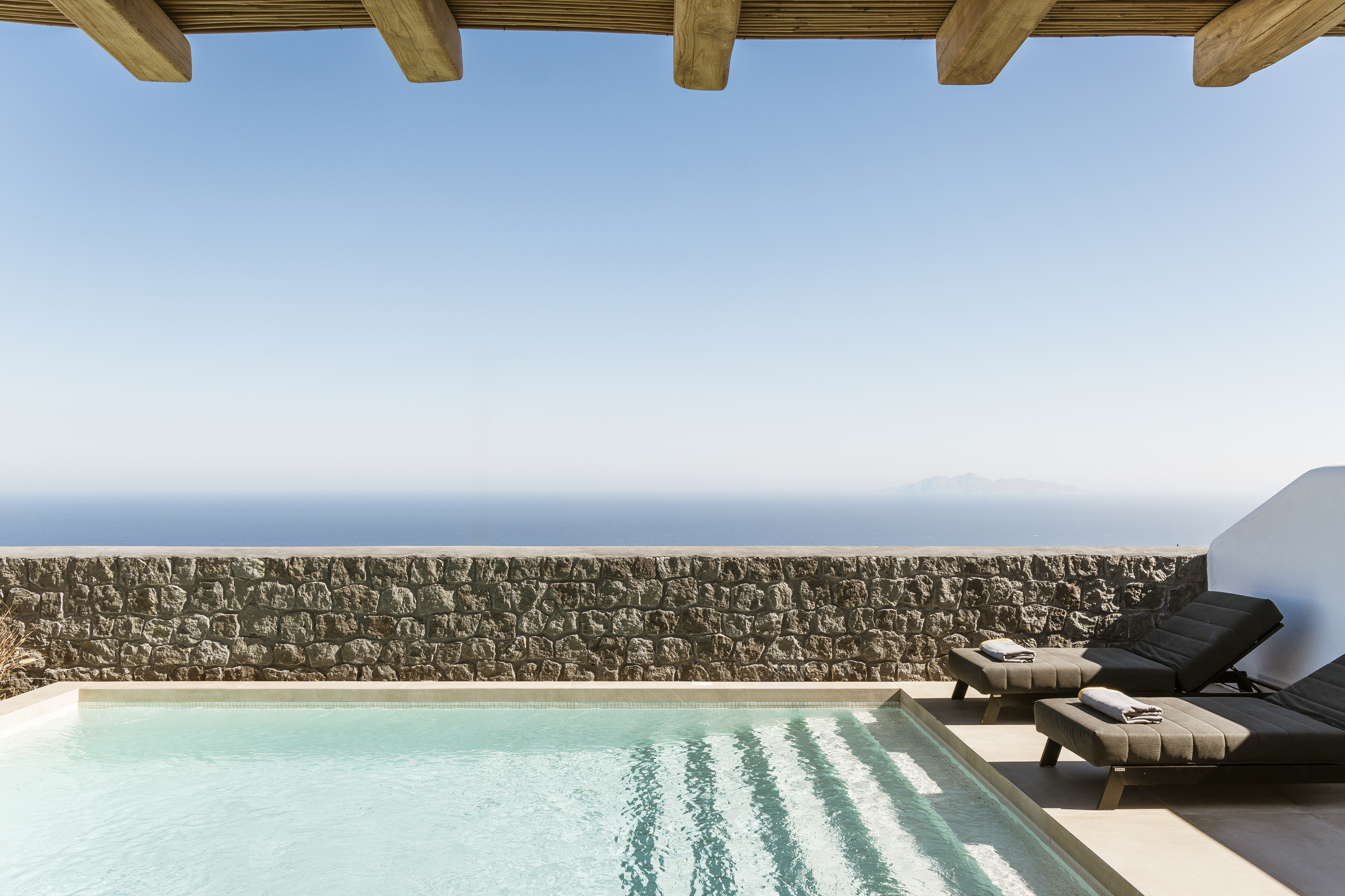 NERO Boutique Hotel