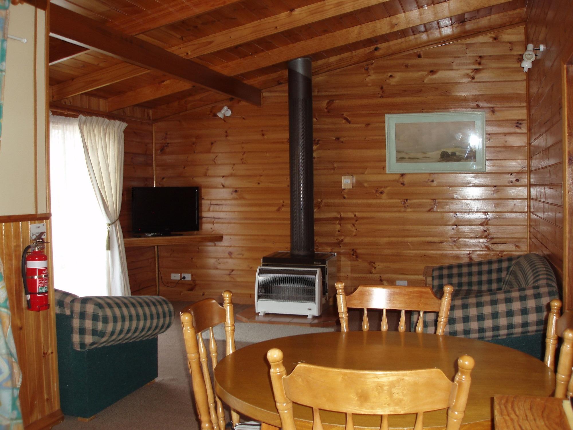 Room 3, Boat Harbour Garden Cottages, Waratah/Wynyard - Pt A