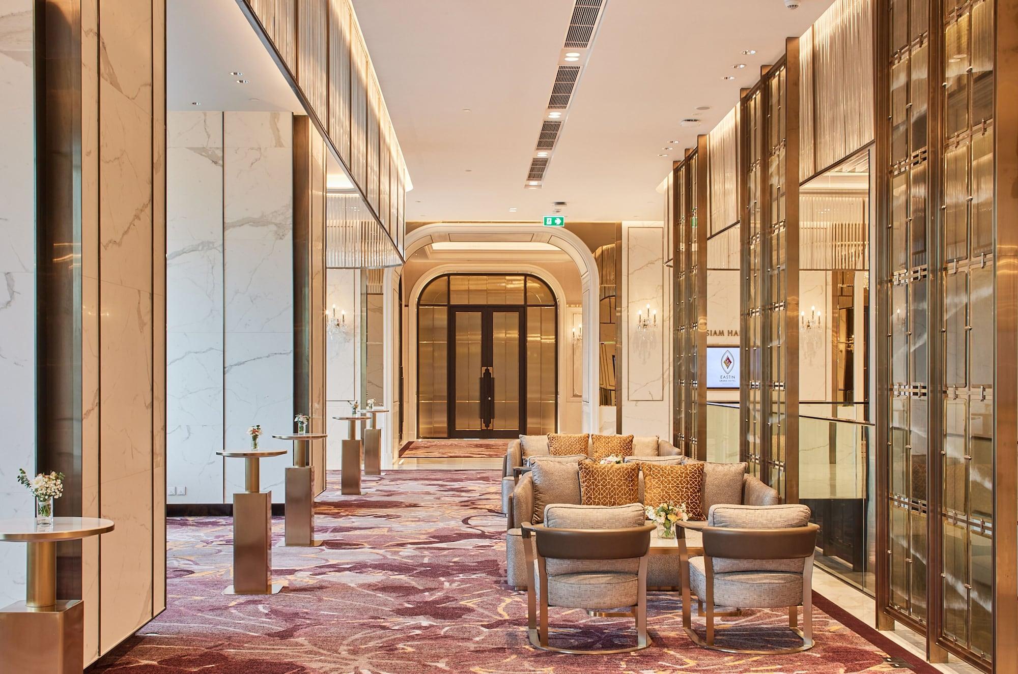 Eastin Grand Hotel Phayathai by null