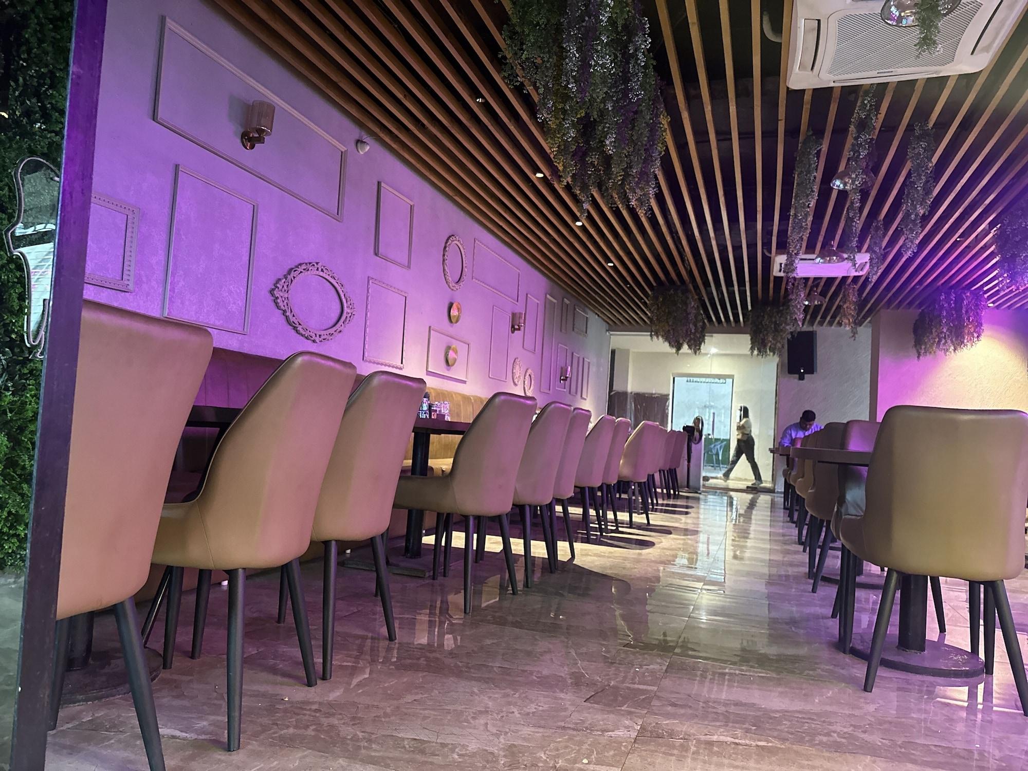 Hotel Merakee