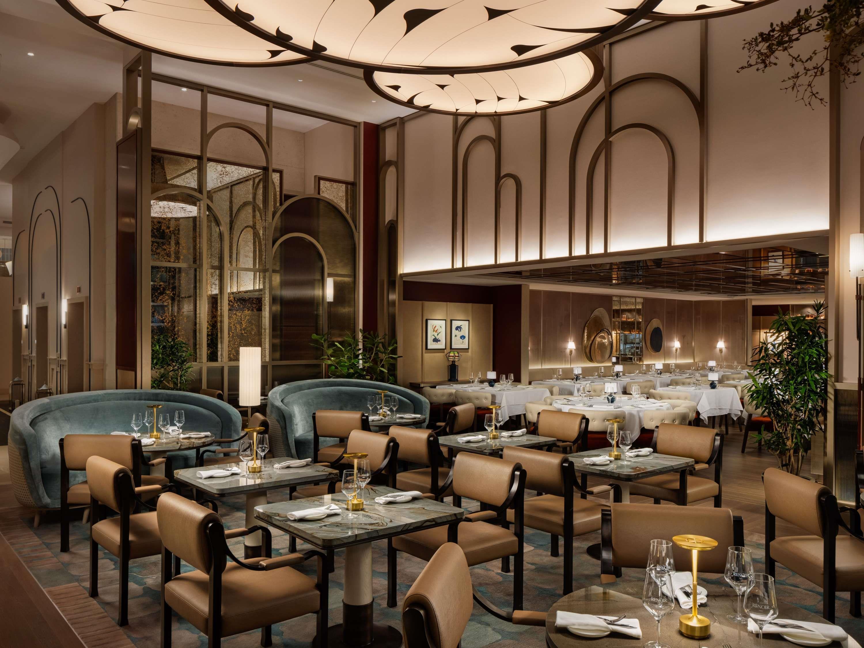 Sofitel Montreal Golden Mile by null