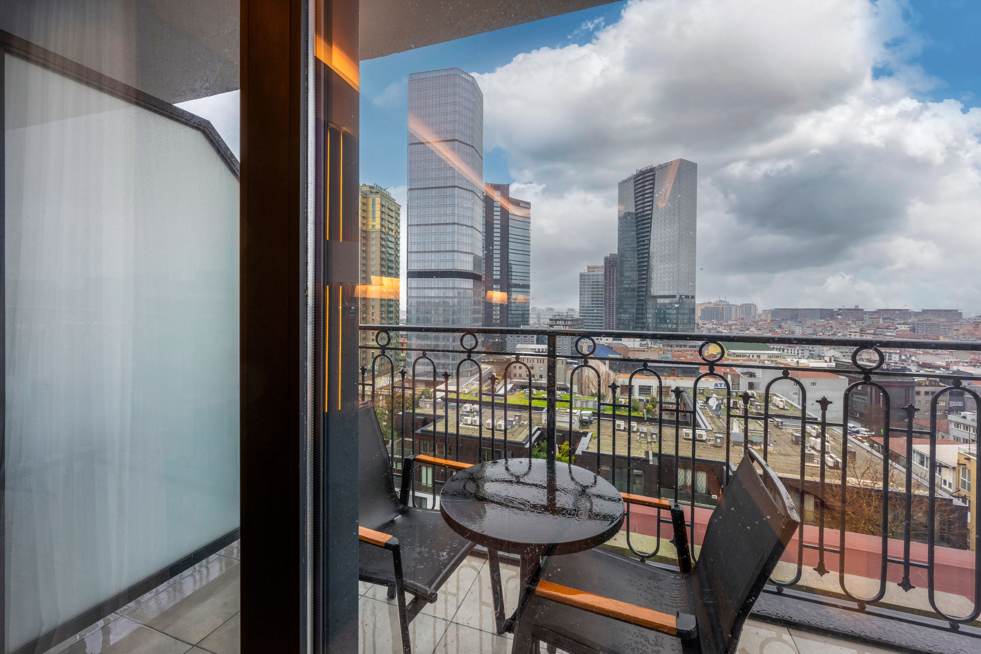 Ramada Encore by Wyndham Istanbul Sisli - Фото 3