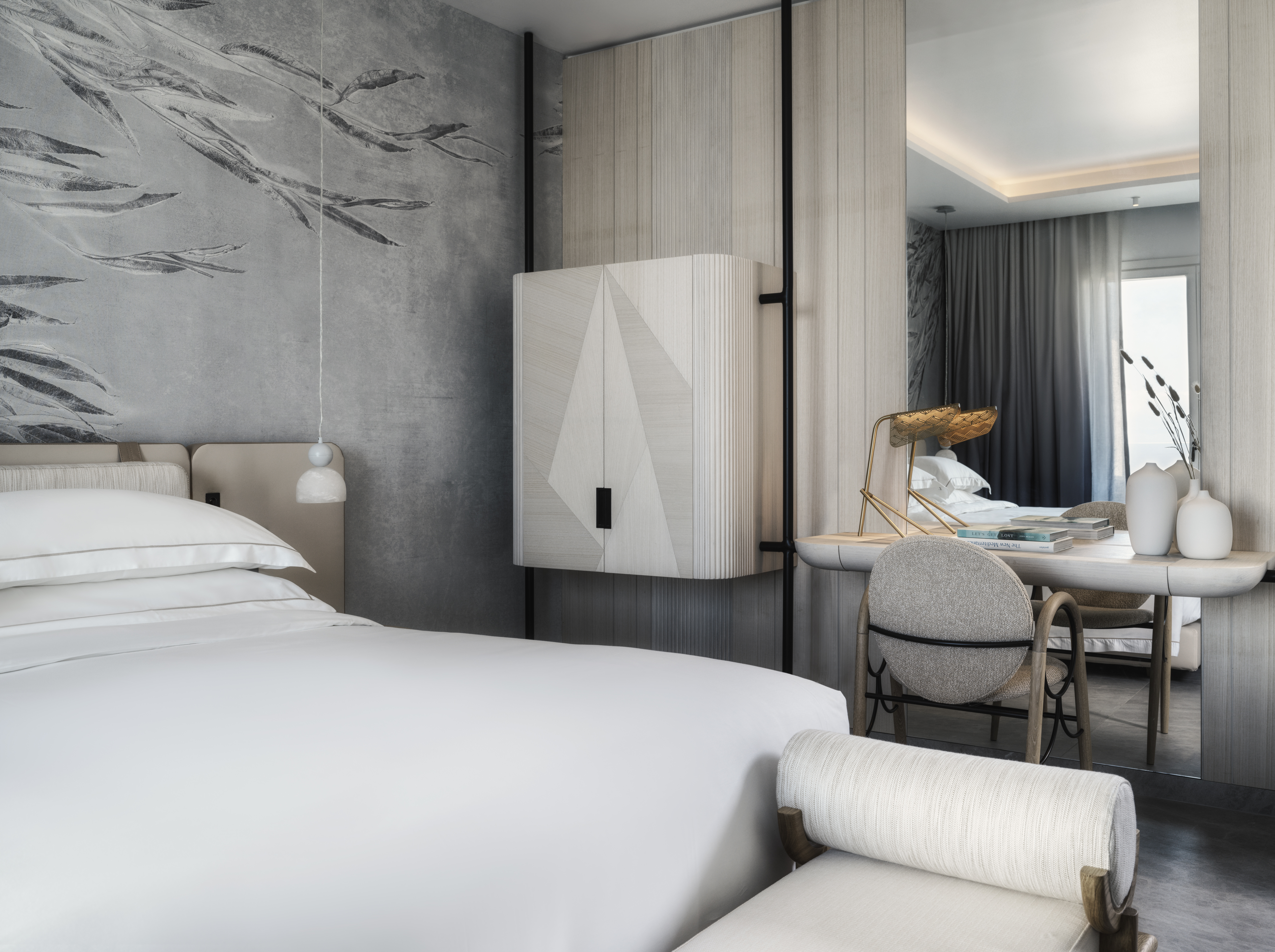 Deos Mykonos - A Myconian Collection Hotel