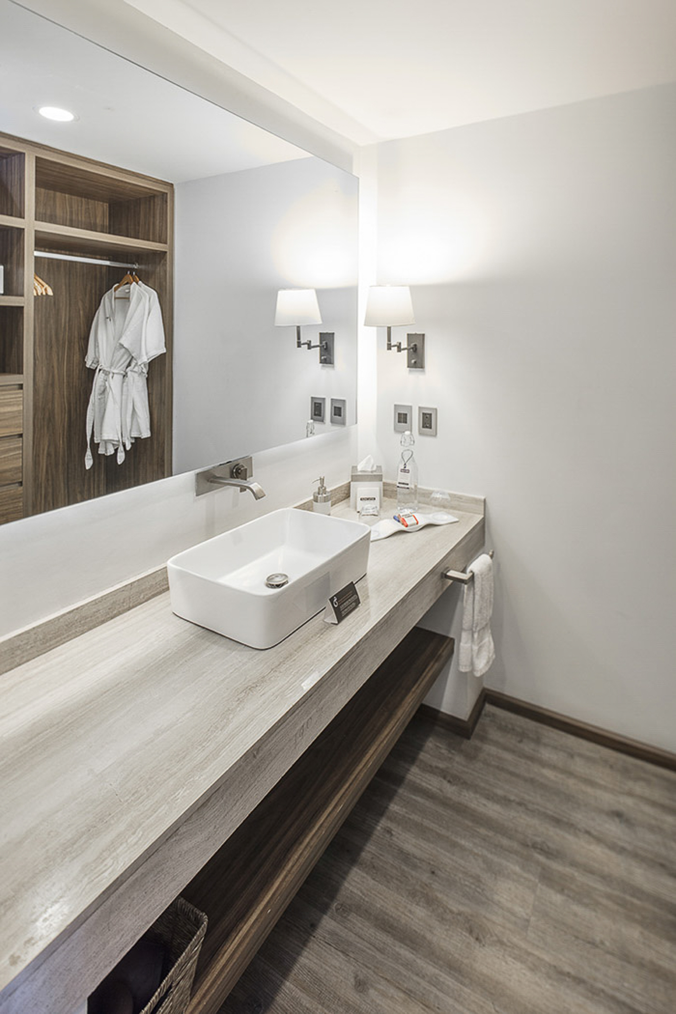 Flow Condesa by null