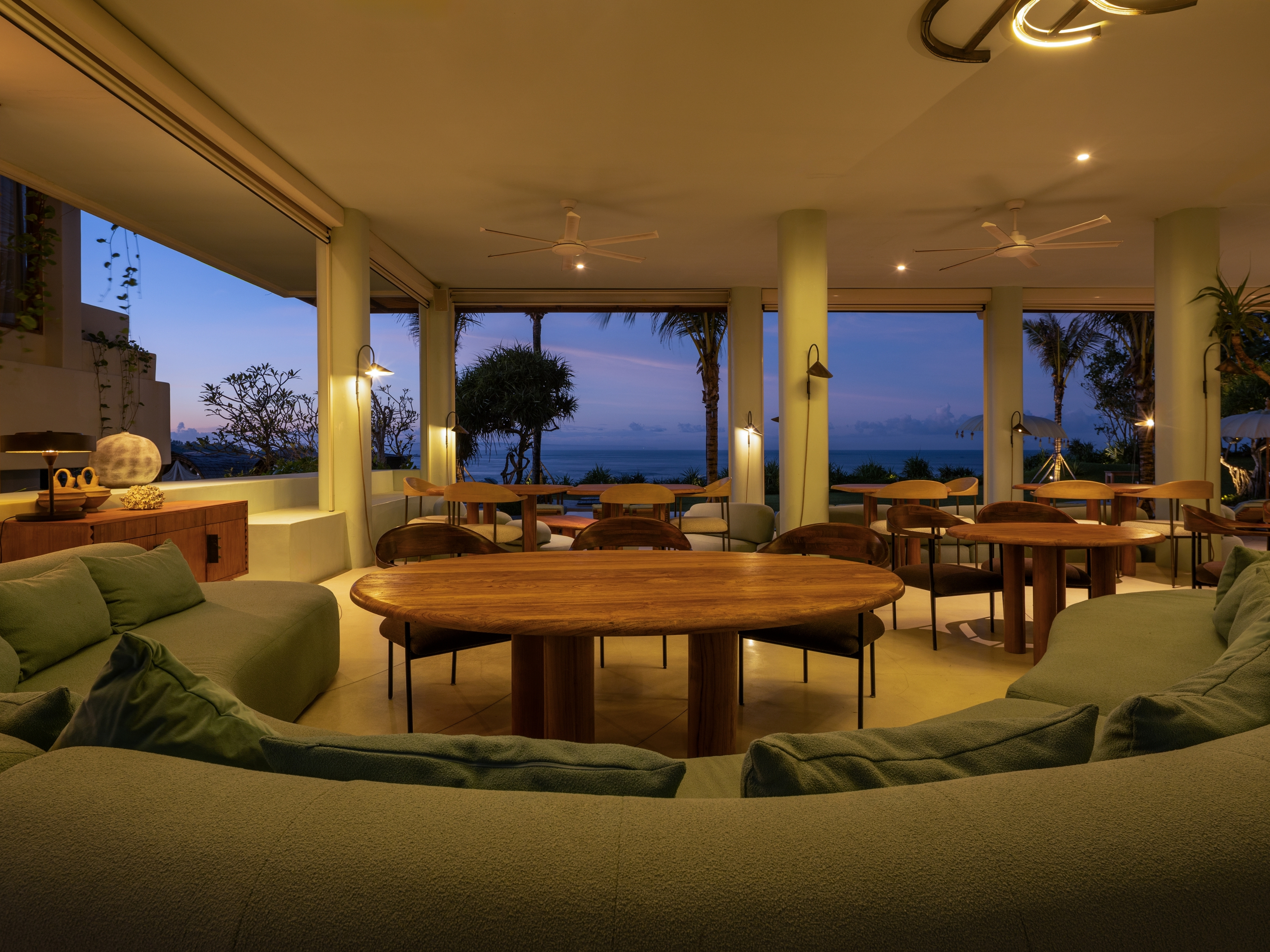 Oshom Bali
