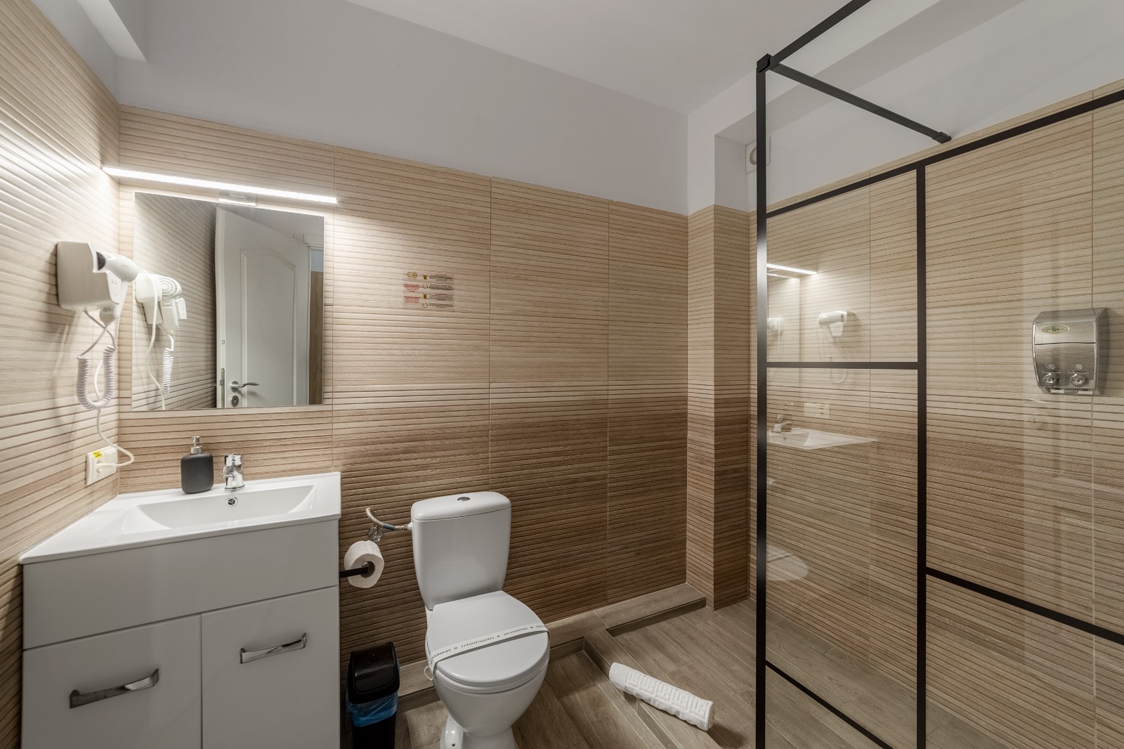 Otopeni Suites By CityBookings