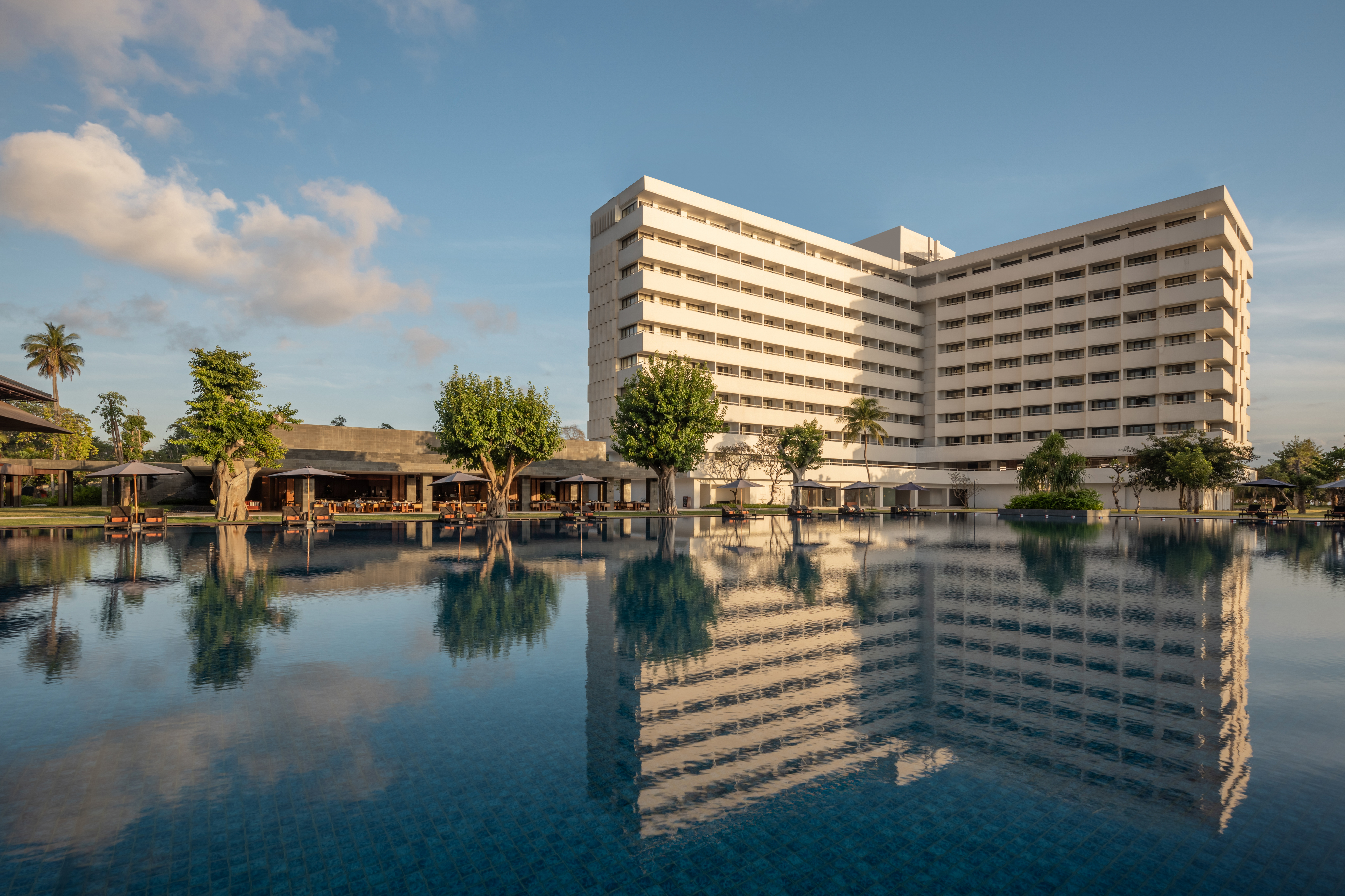 Bali Beach Hotel - photo