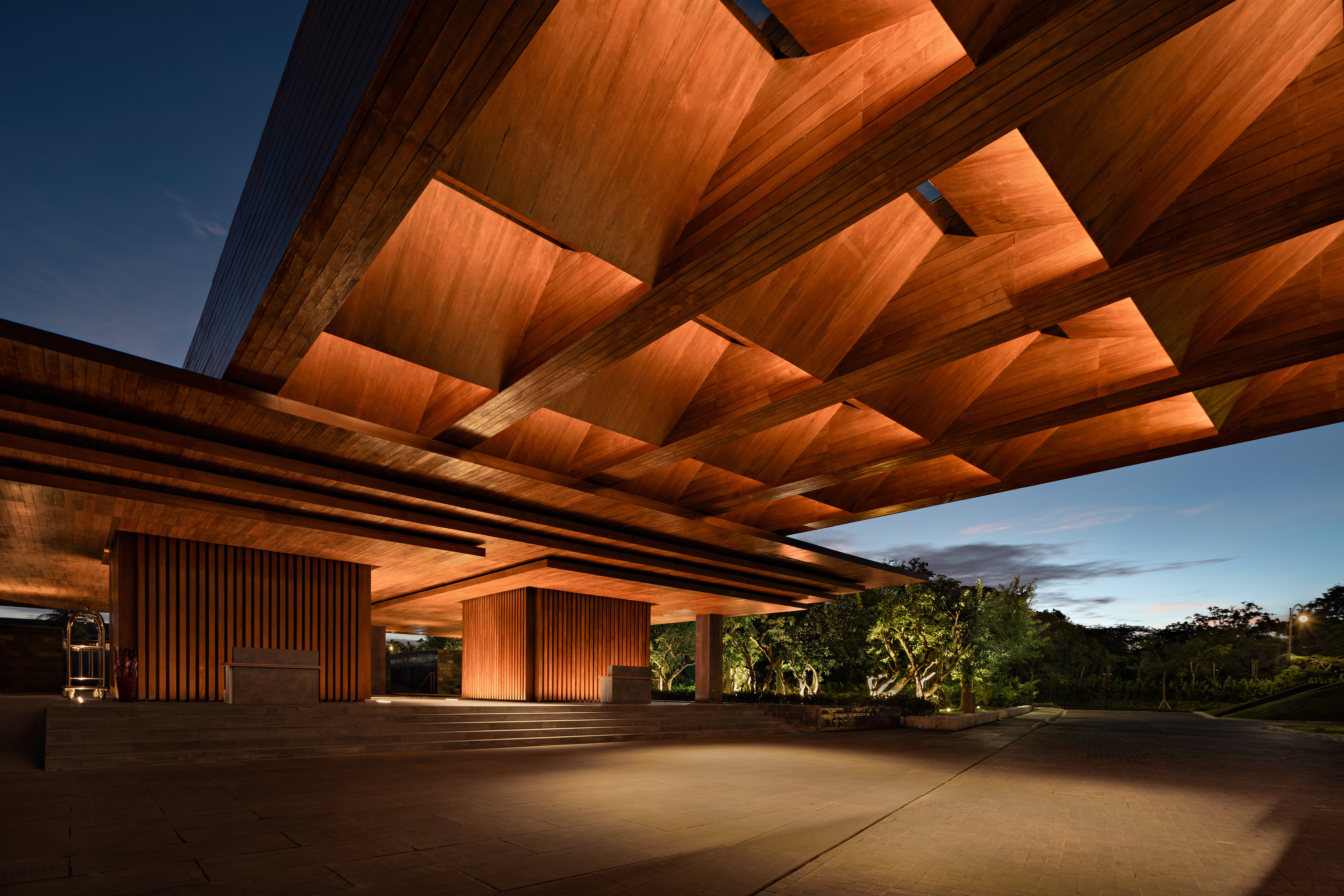 Bali Beach Hotel - photo