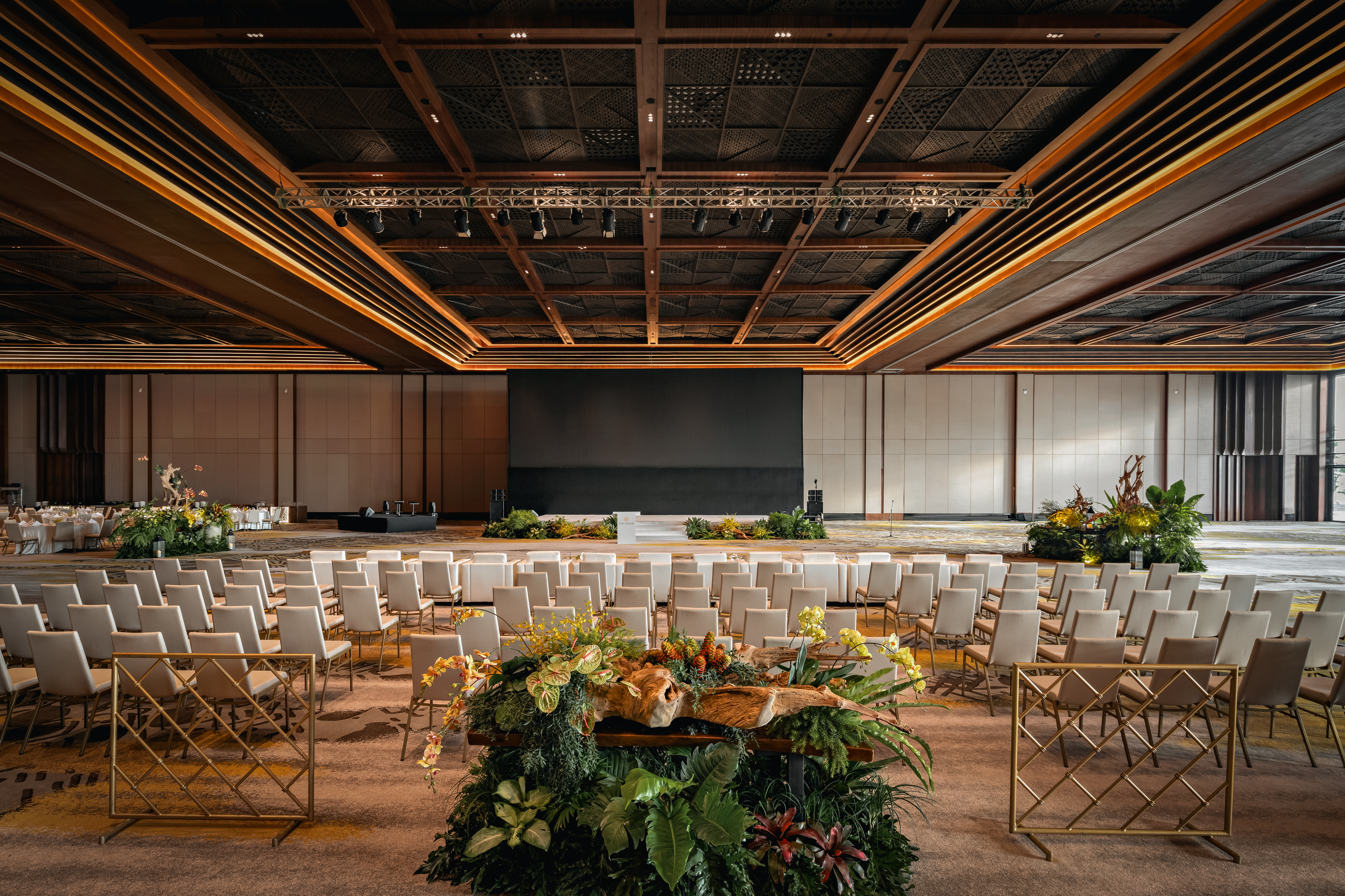 Bali Beach Hotel - photo