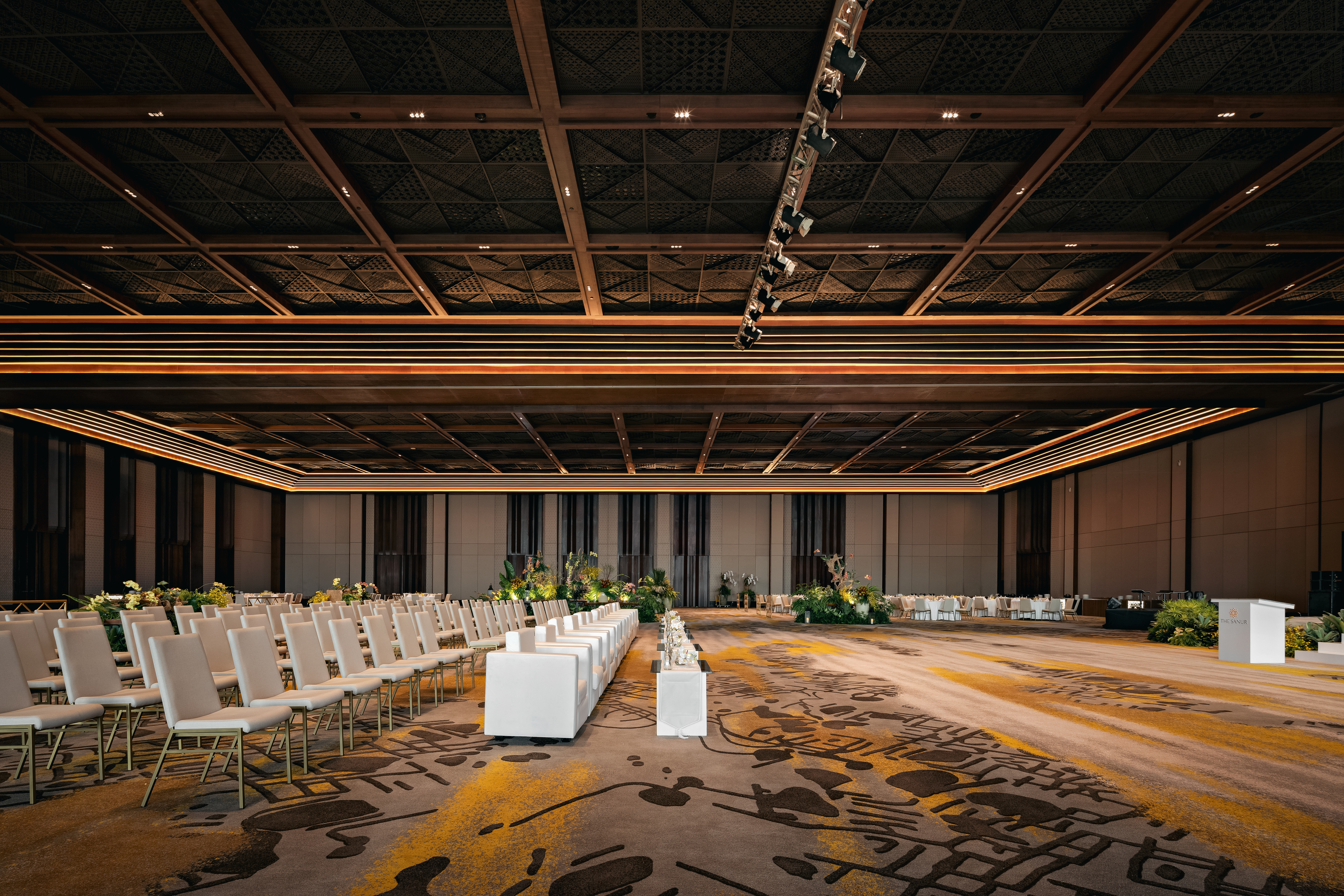 Bali Beach Hotel - photo