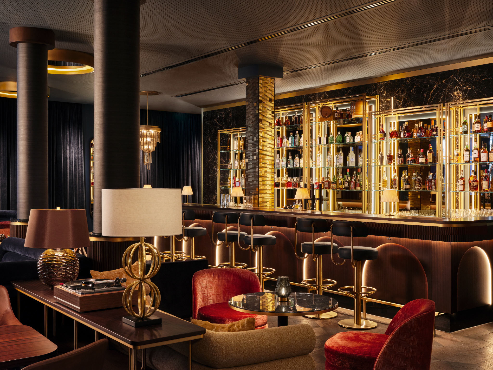 Rosewood Munich by null