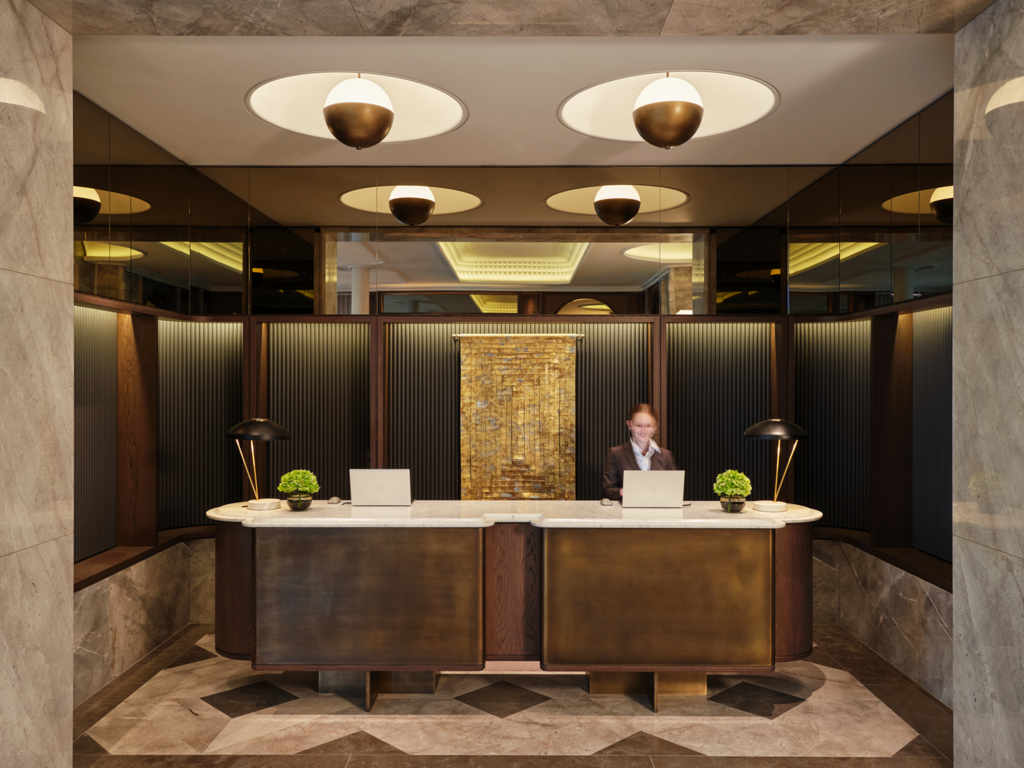 Rosewood Munich by null