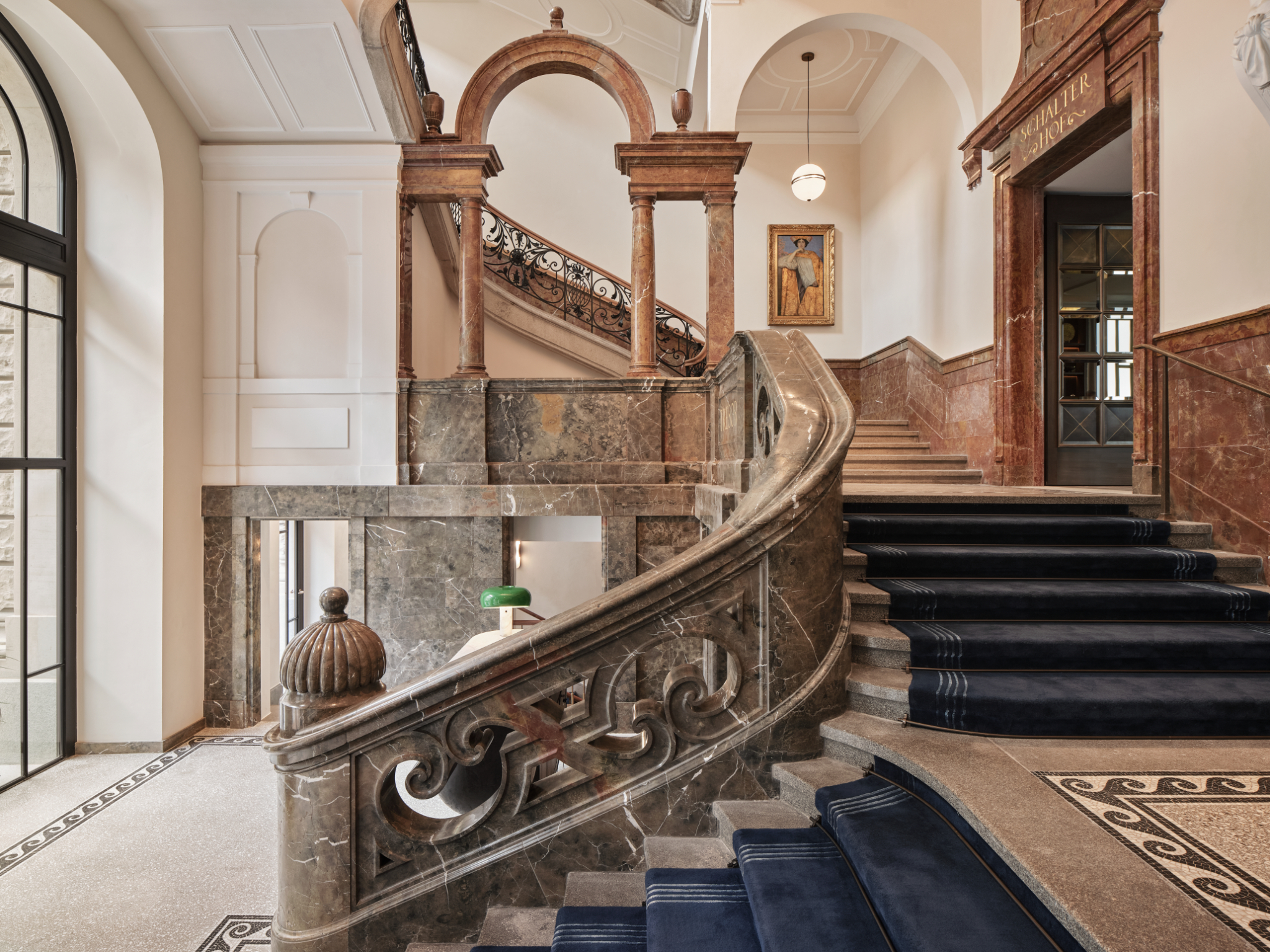 Rosewood Munich by null