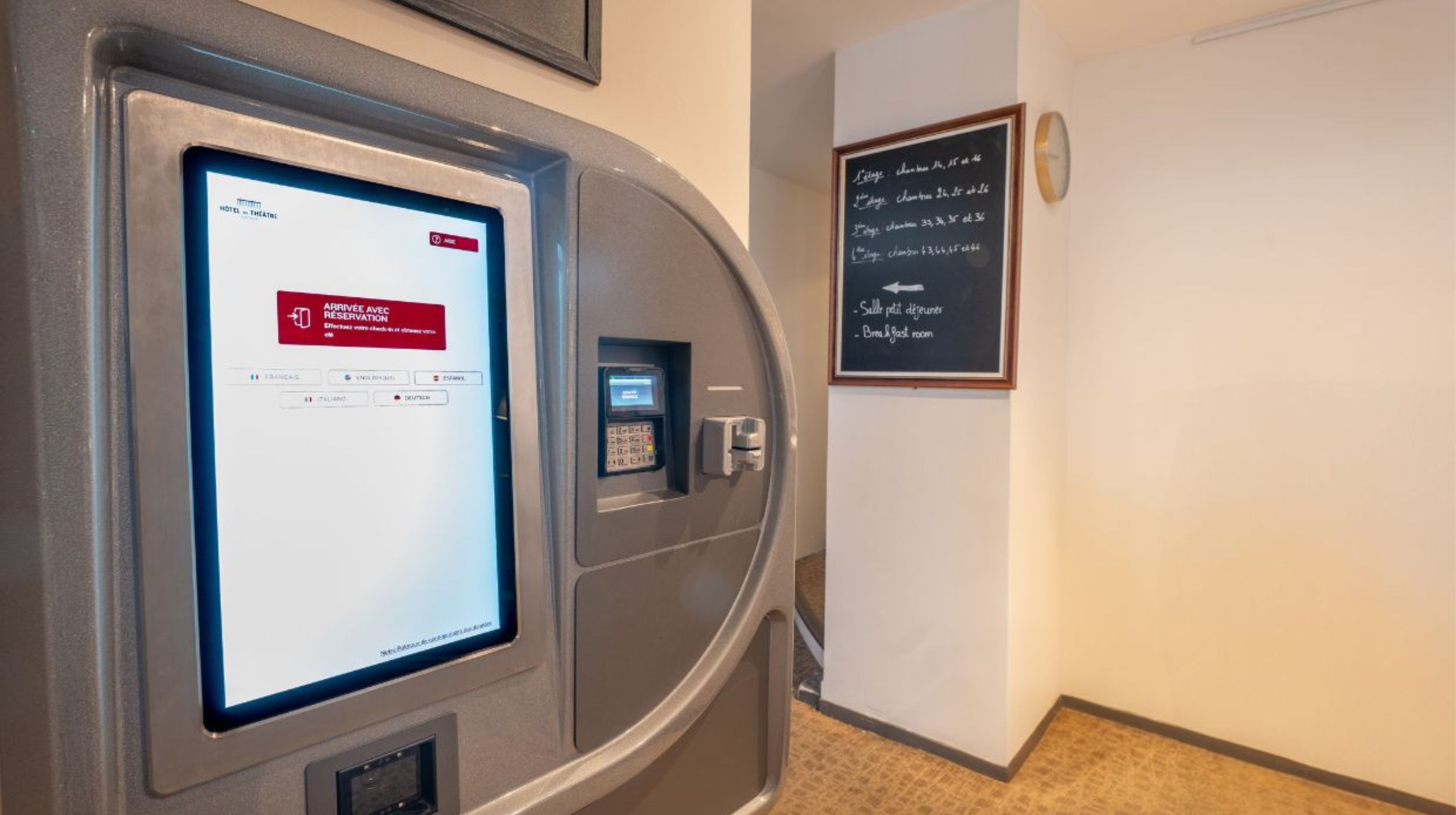 Hôtel du Théâtre by null