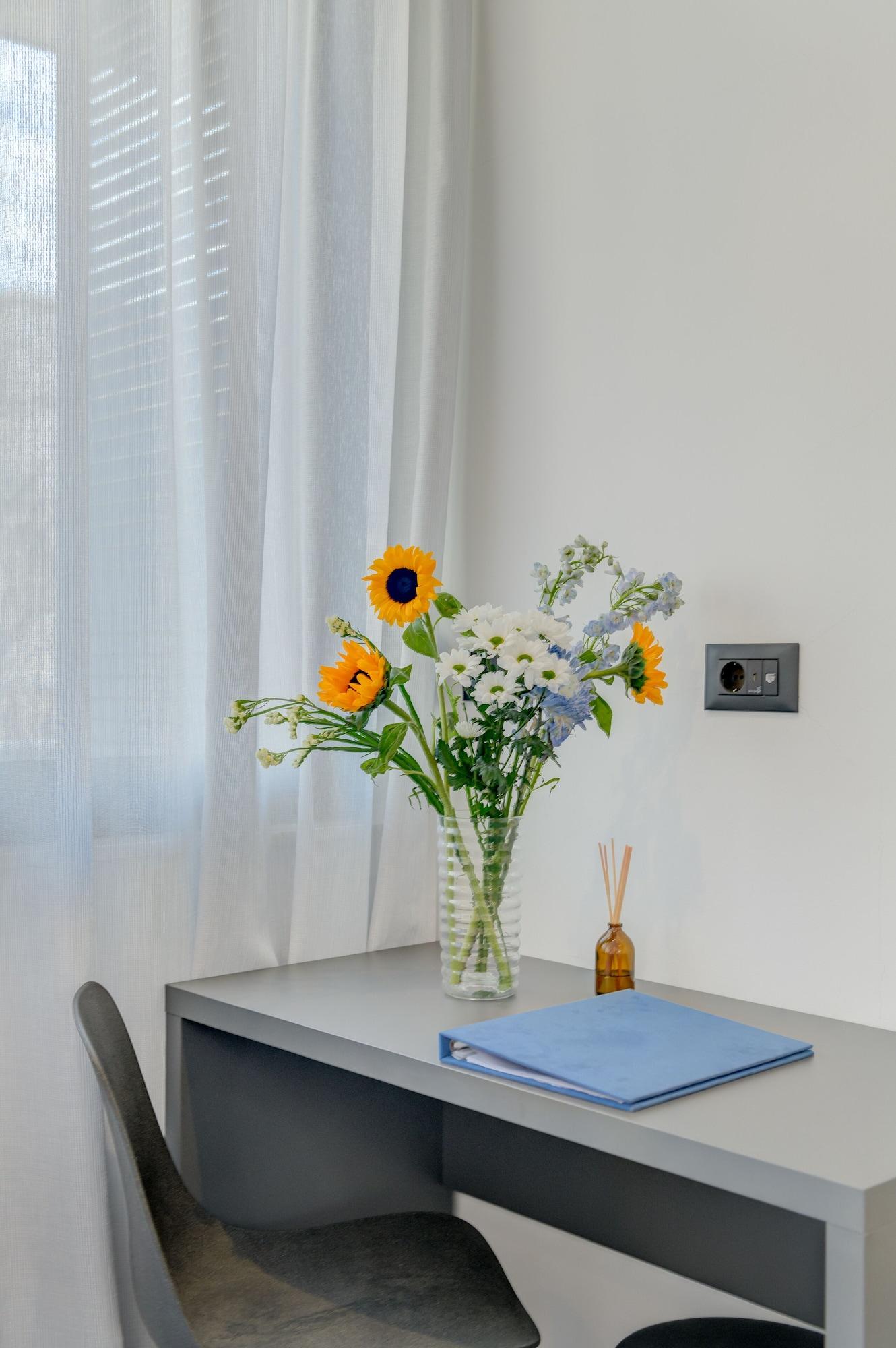 Lichia Amia Luxory Rooms