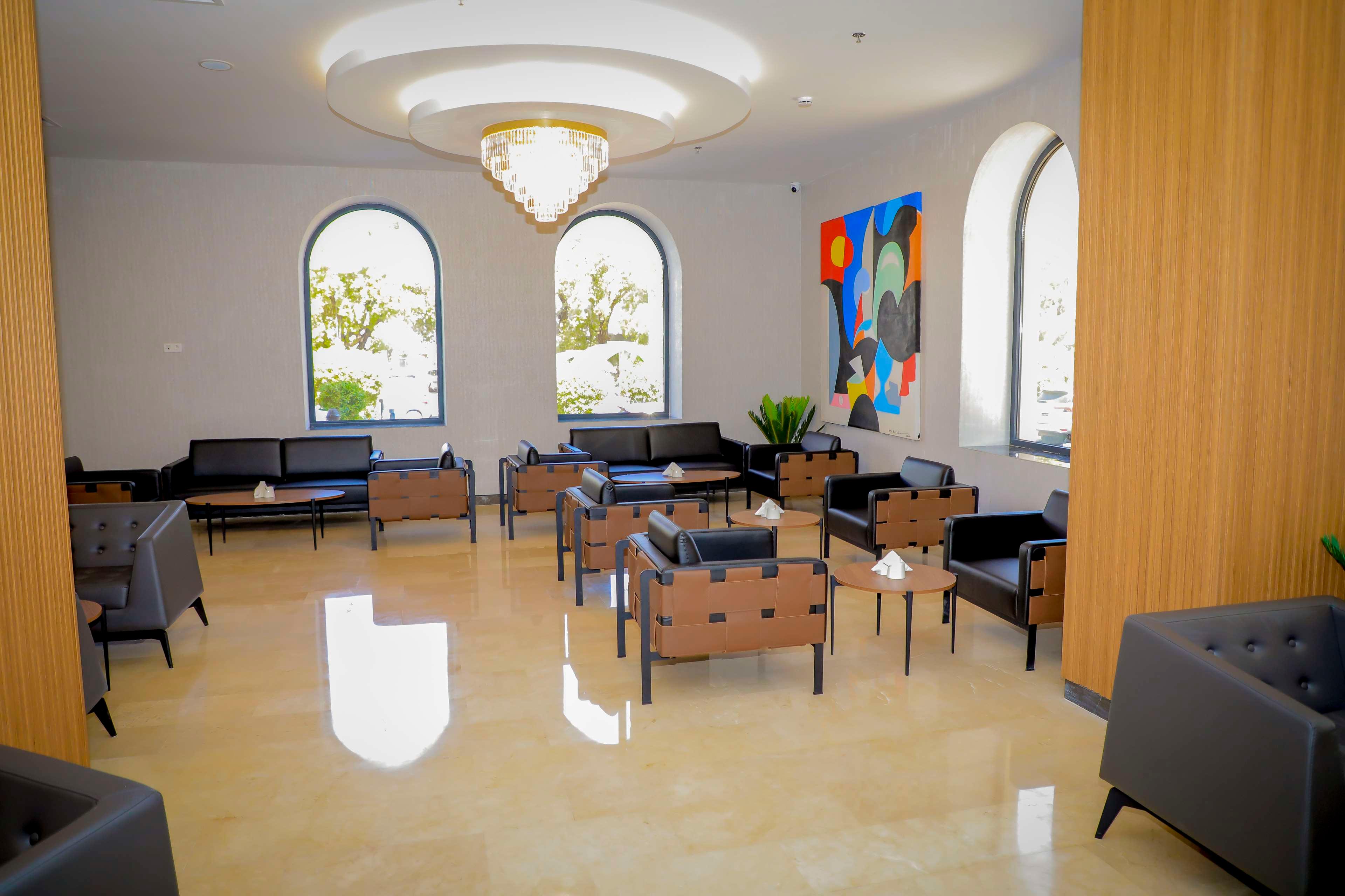 Best Western Premier DJ Hotel