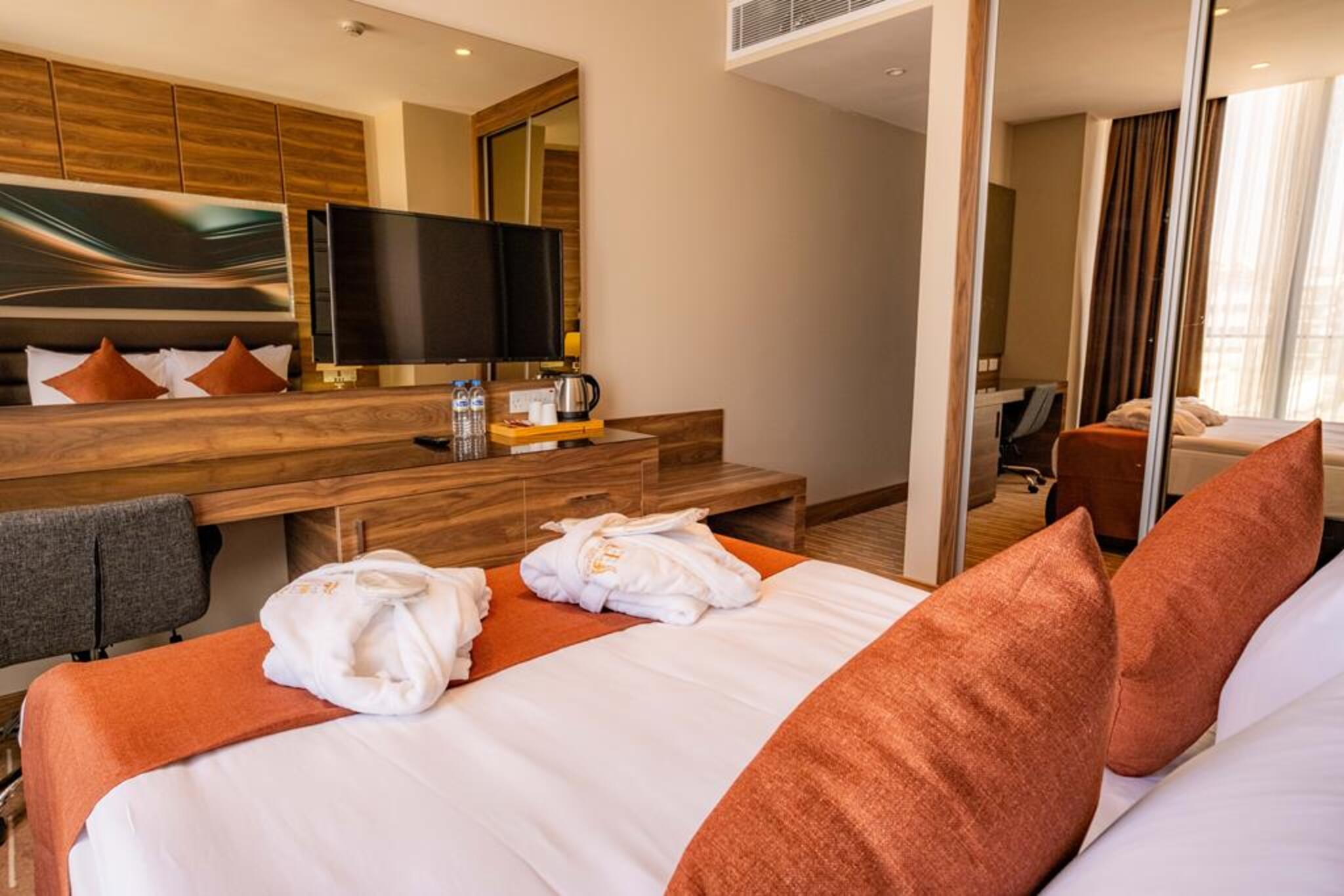 Room, economy