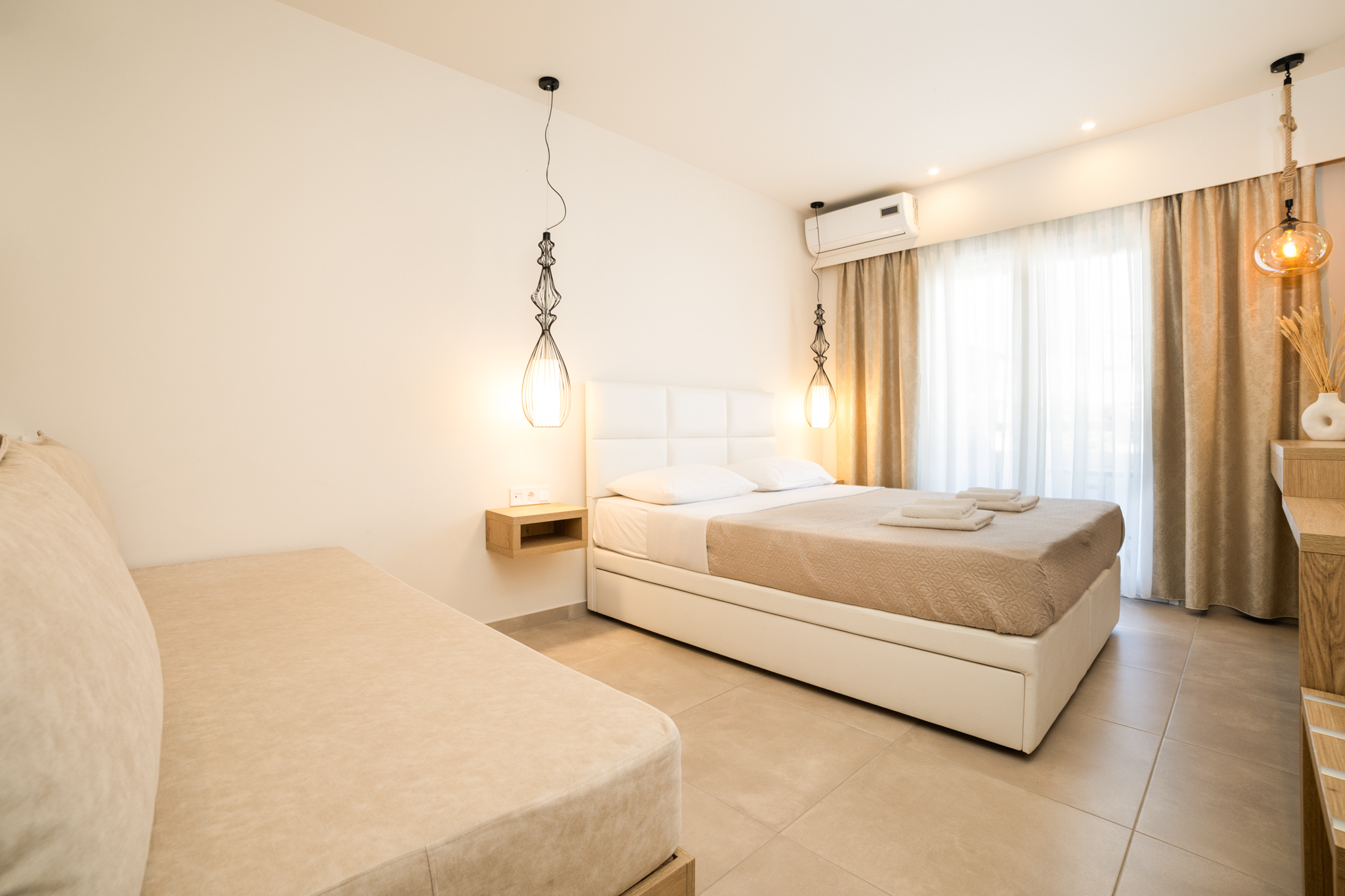 Mystery Suites And Apartments