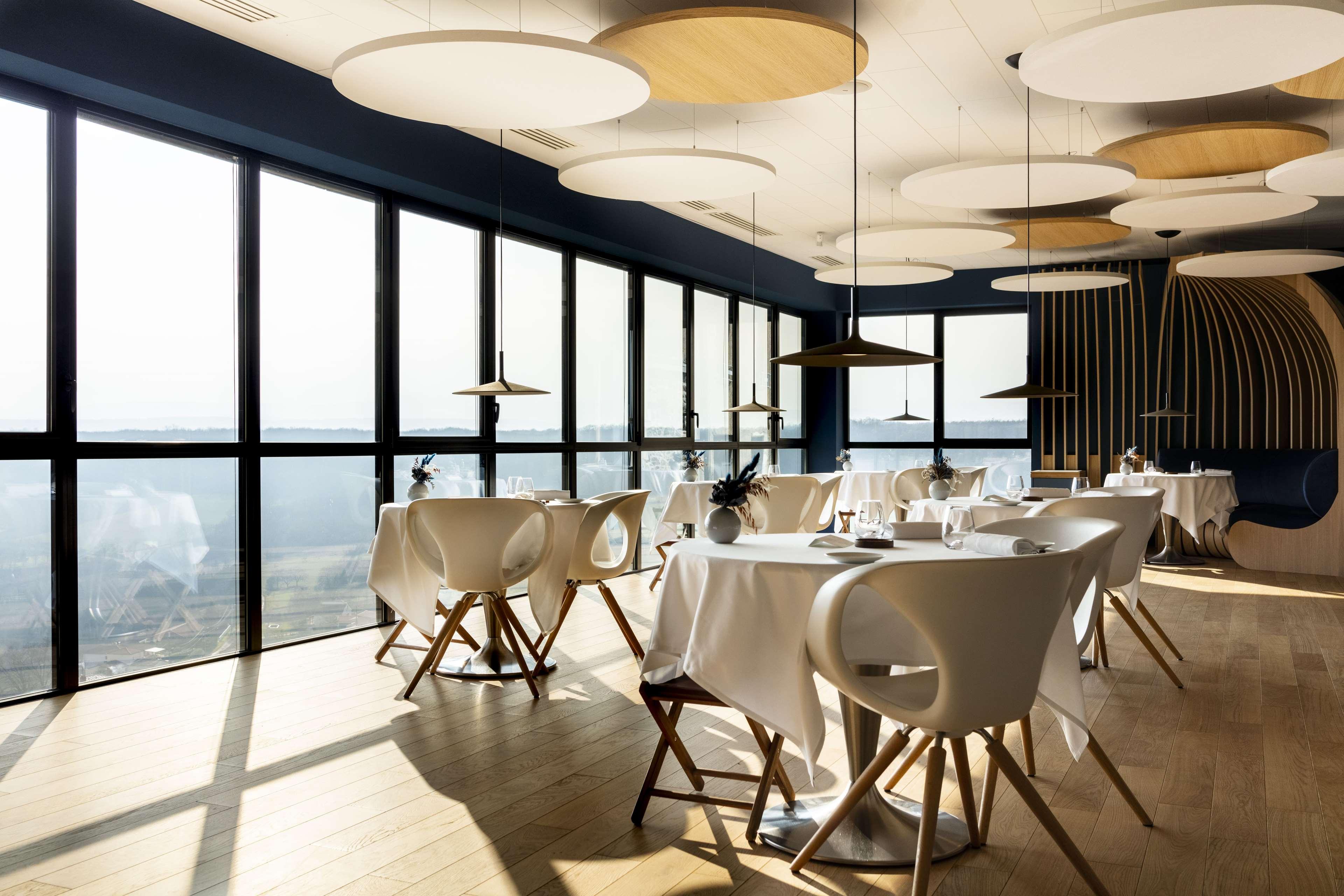 Hôtel Restaurant Origines par Adrien Descouls by null