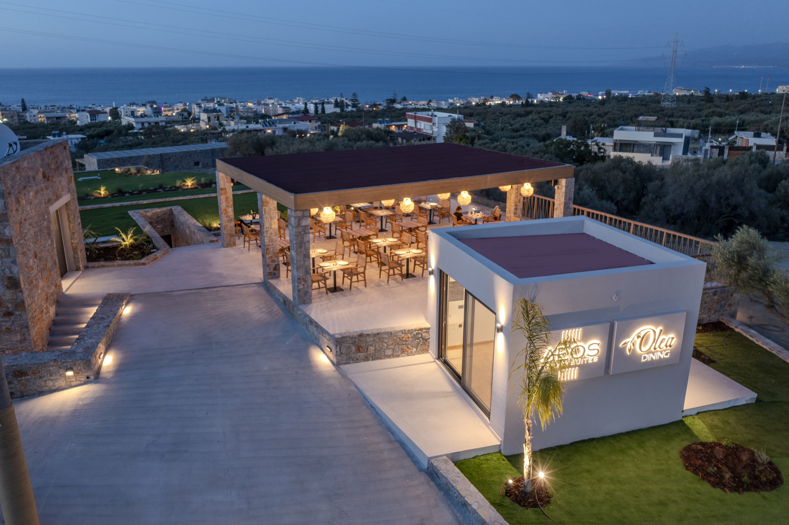 Deos Luxury Suites