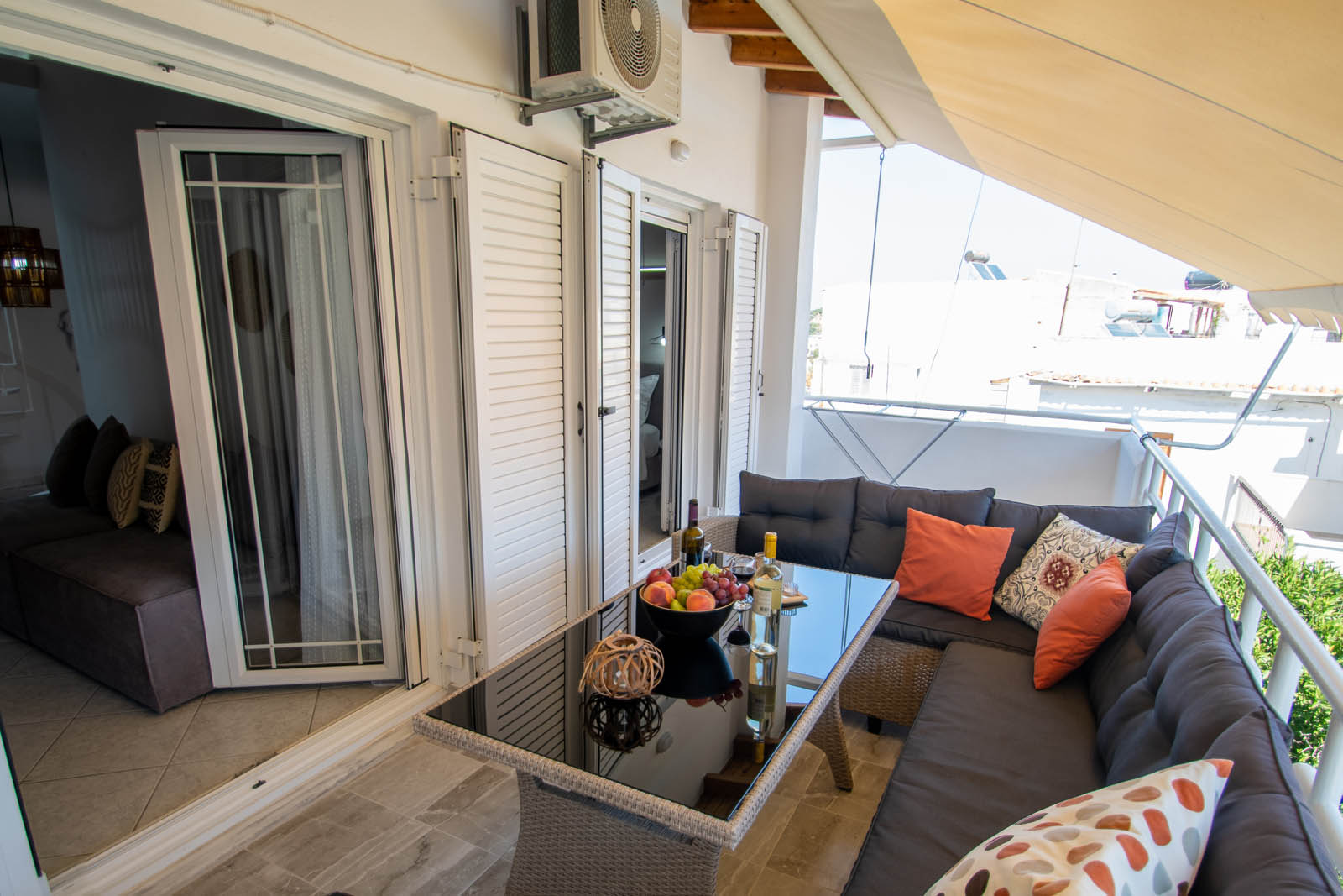 Avres Apartments