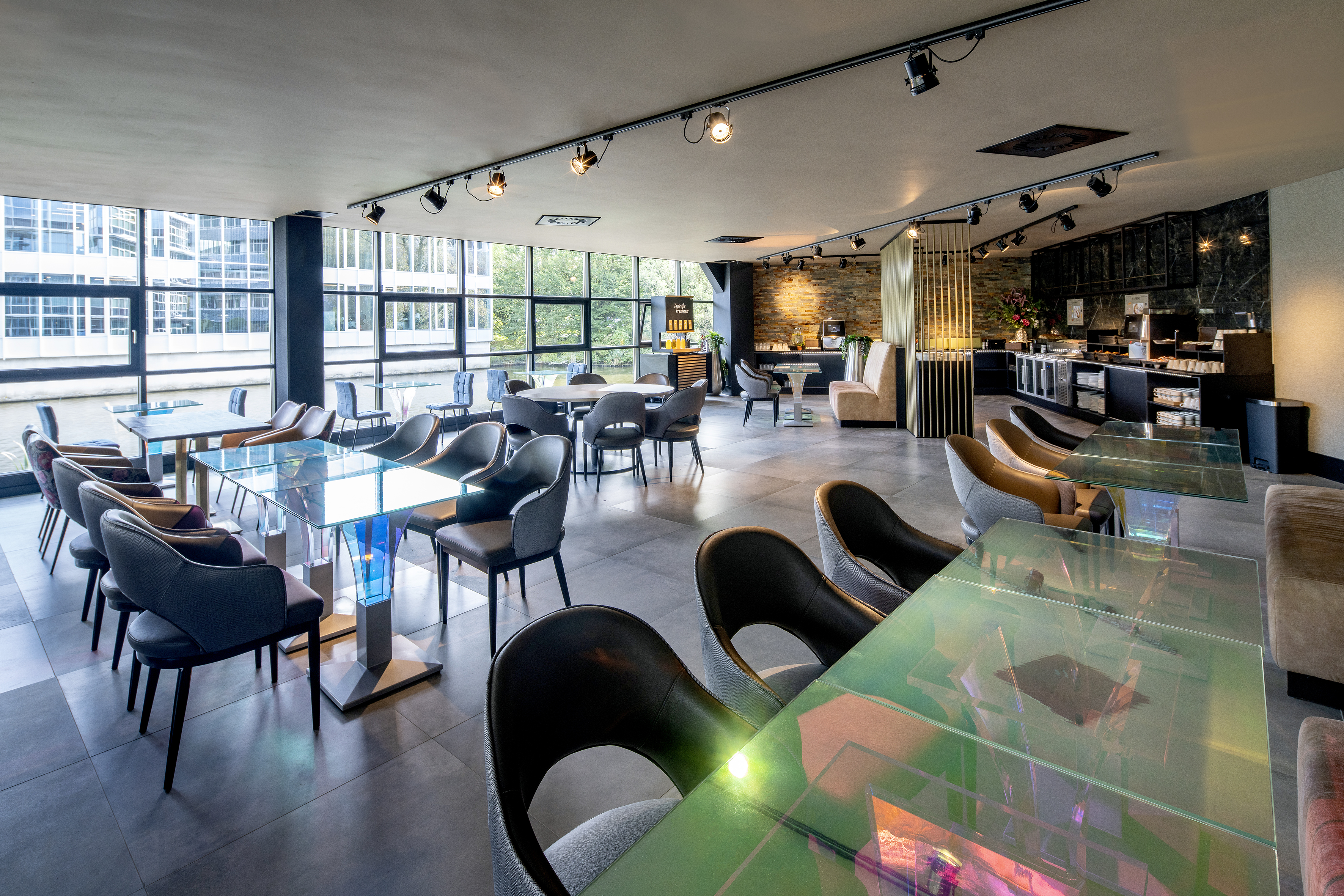Diamond Capsule Hotel Amsterdam South